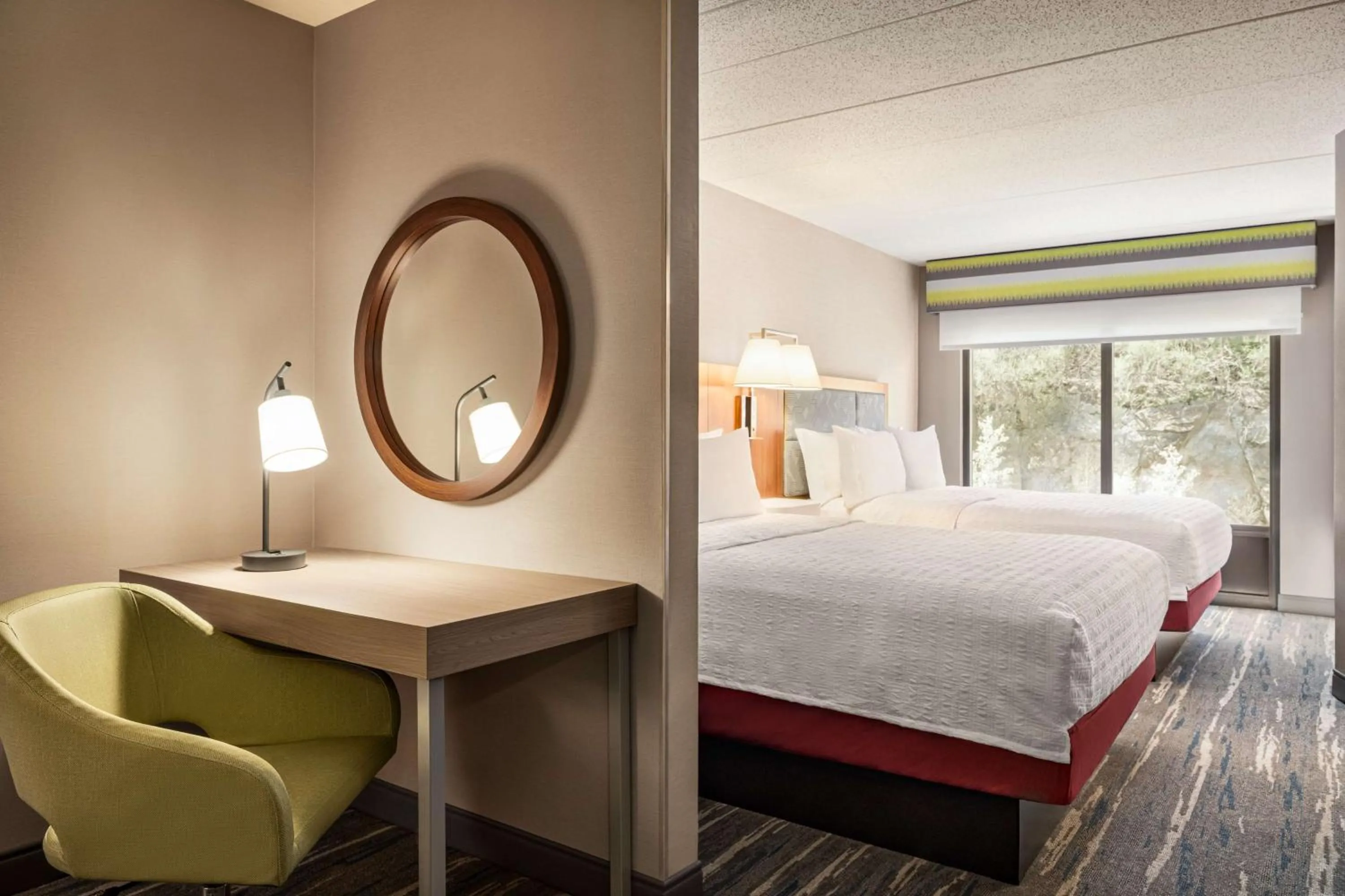 Bedroom, Bed in Hampton by Hilton Shelton