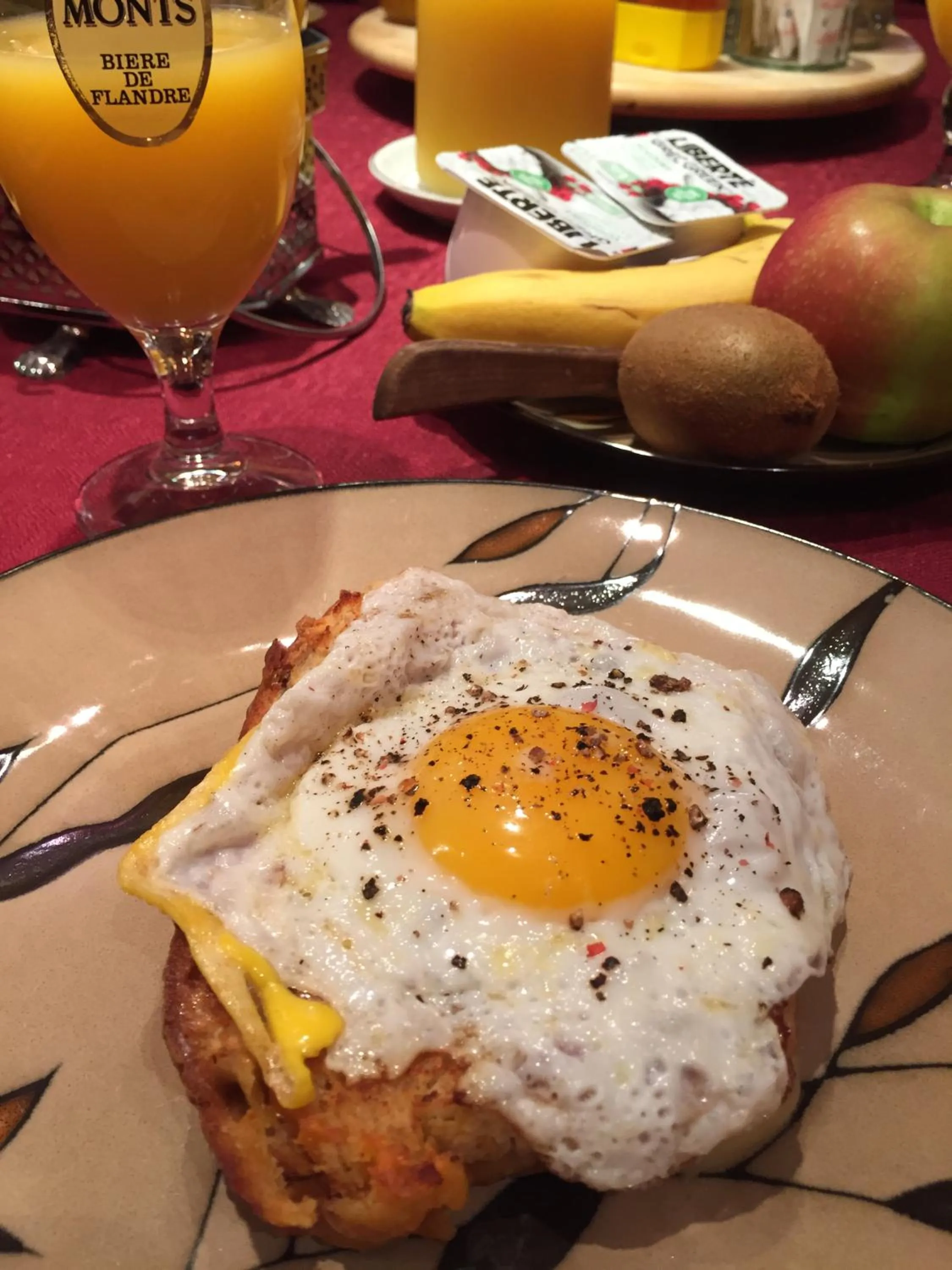 Breakfast in A La Carte Bed & Breakfast