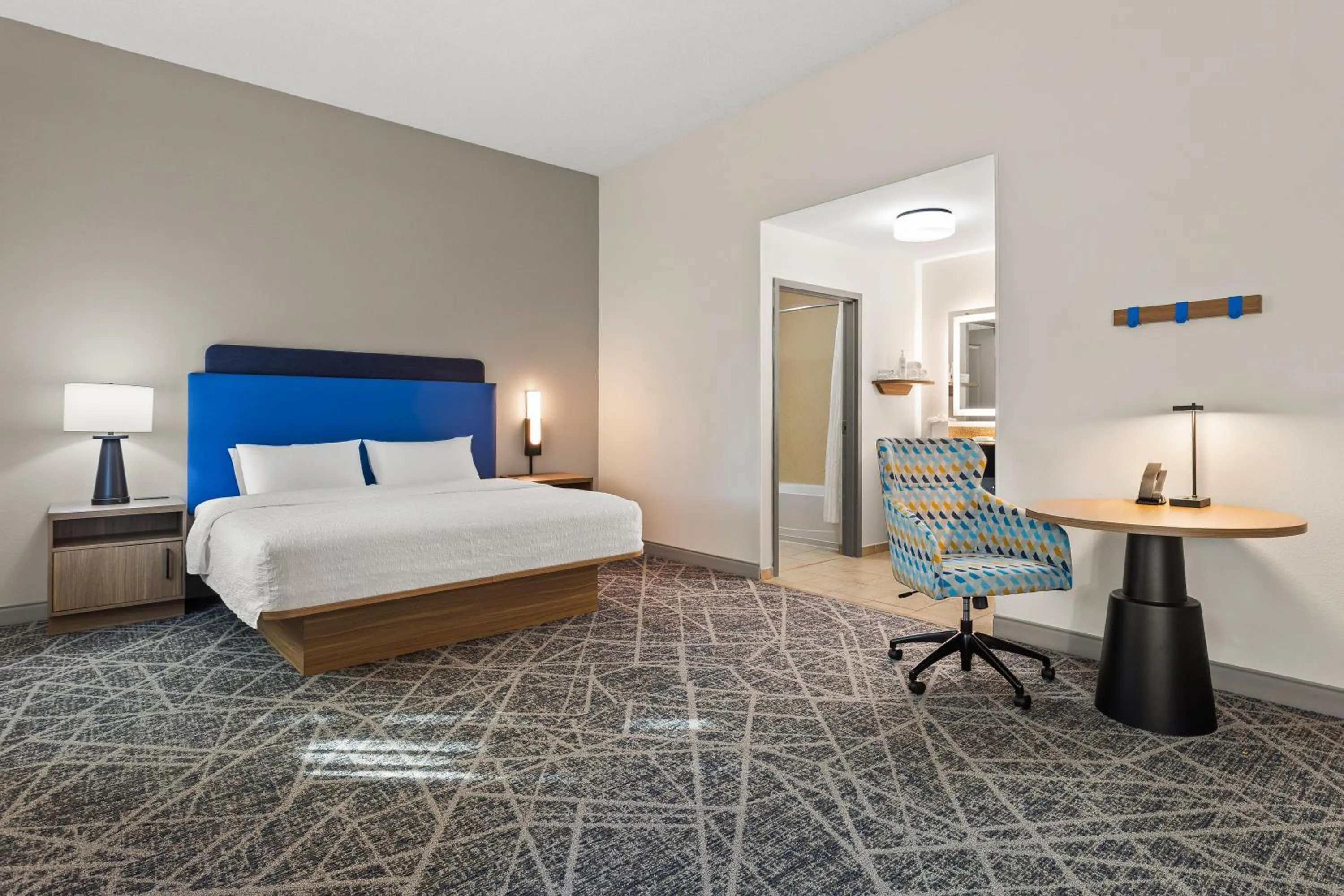 Bed in Hampton Inn & Suites Port Richey