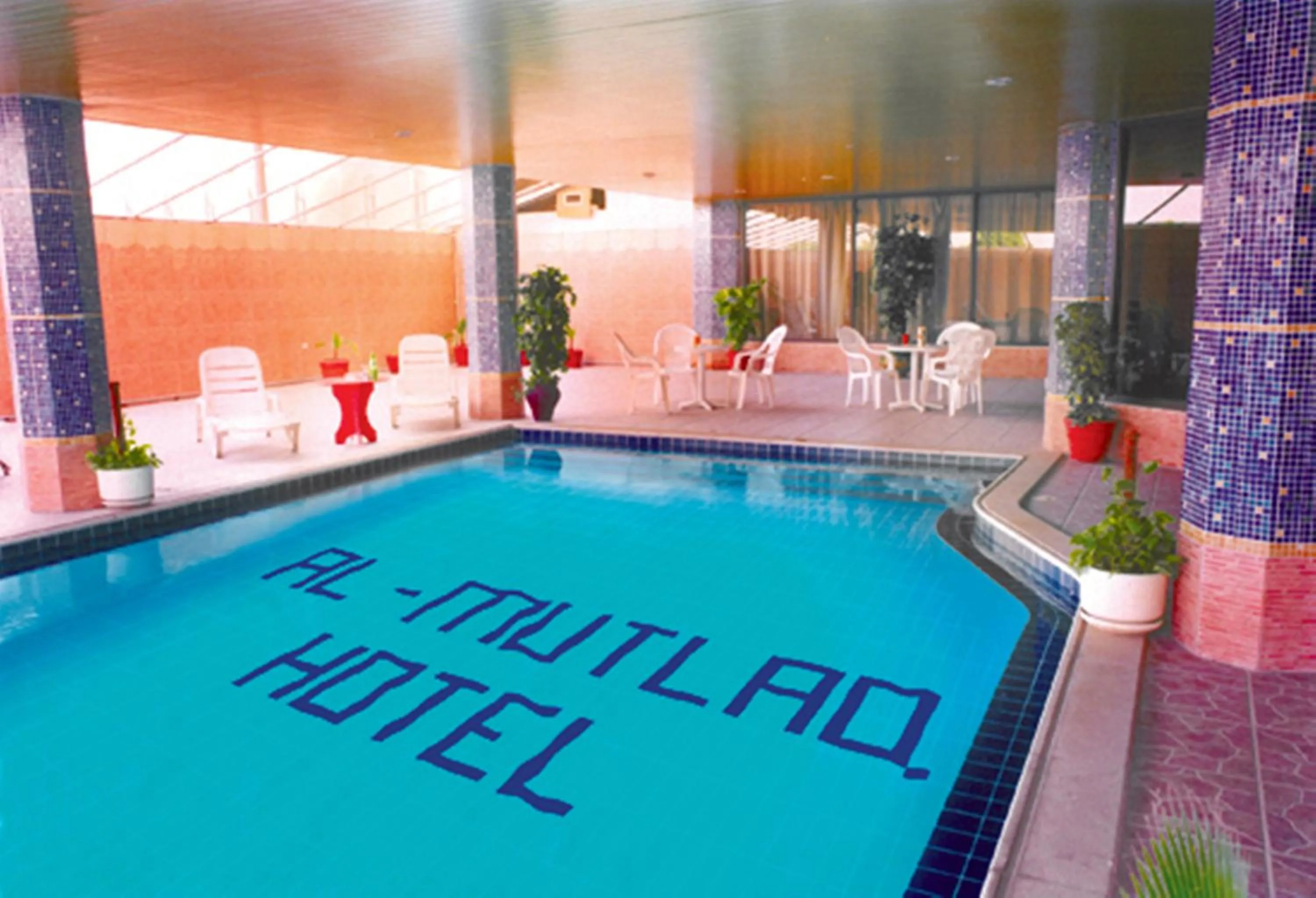 Swimming pool in Al Mutlaq Hotel Riyadh