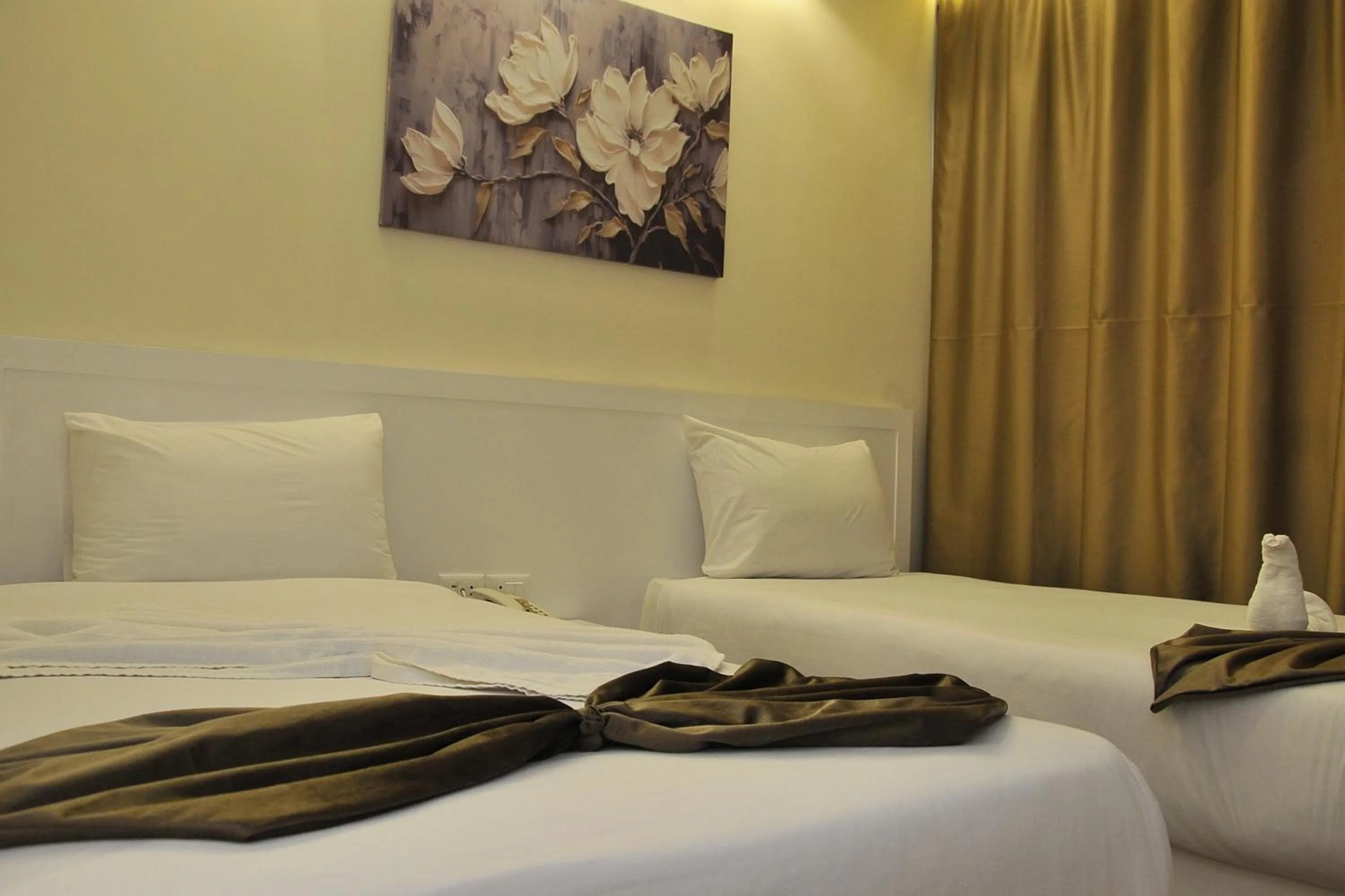 Bed in Salma Hotel Cairo