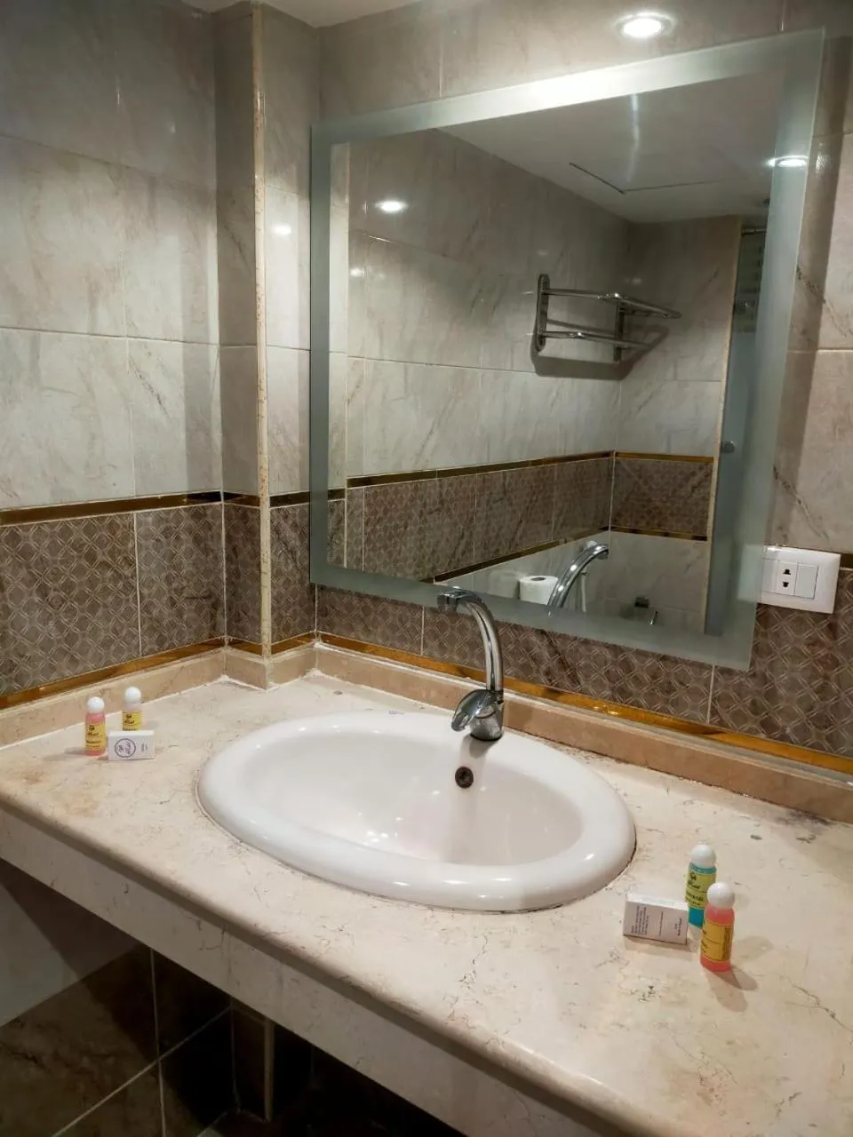 Bathroom in Salma Hotel Cairo