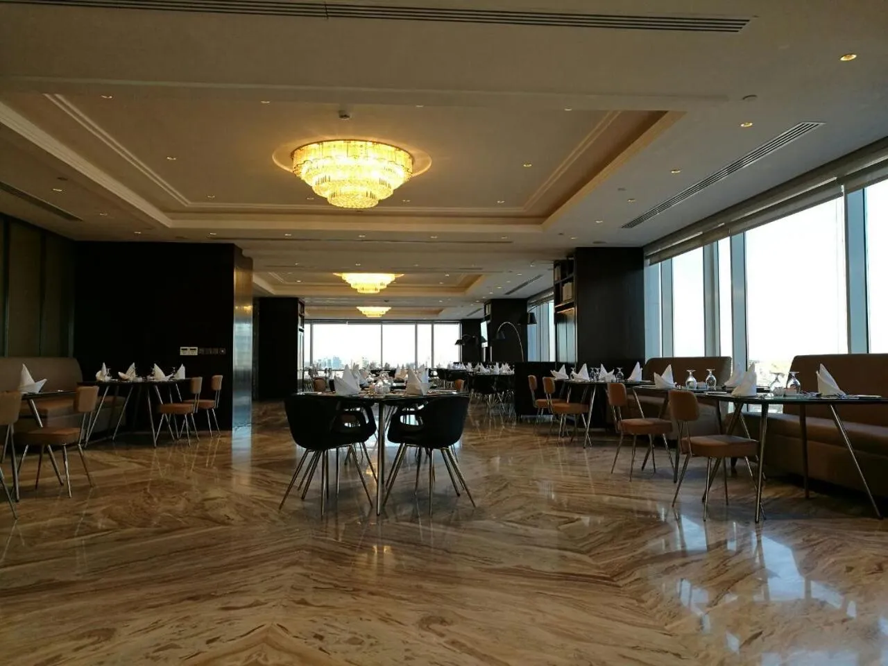 Restaurant/places to eat in Braira Al Wezarat