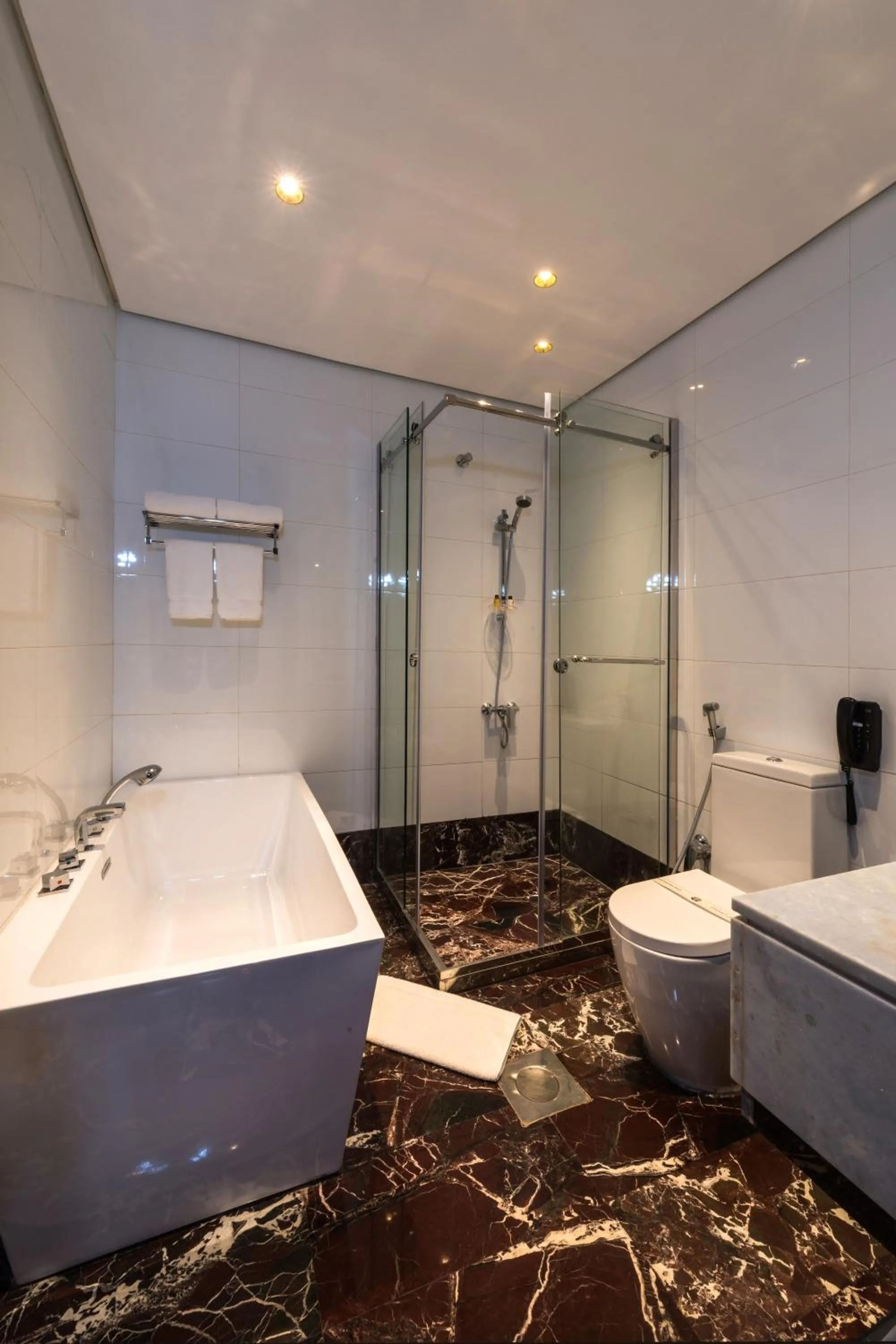 Toilet in Braira Al Wezarat