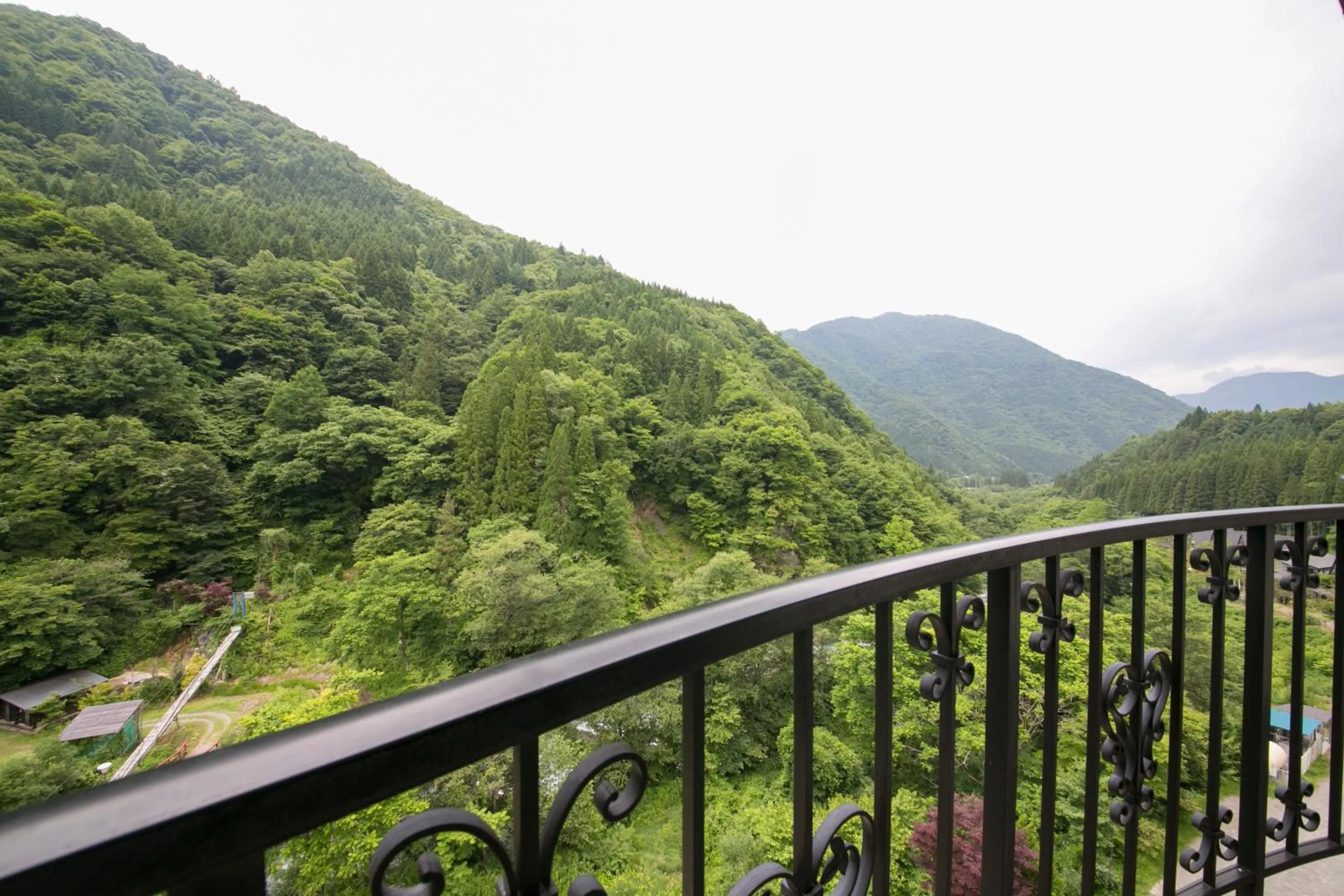 Mountain view in Okuhida Garden Hotel Yakedake