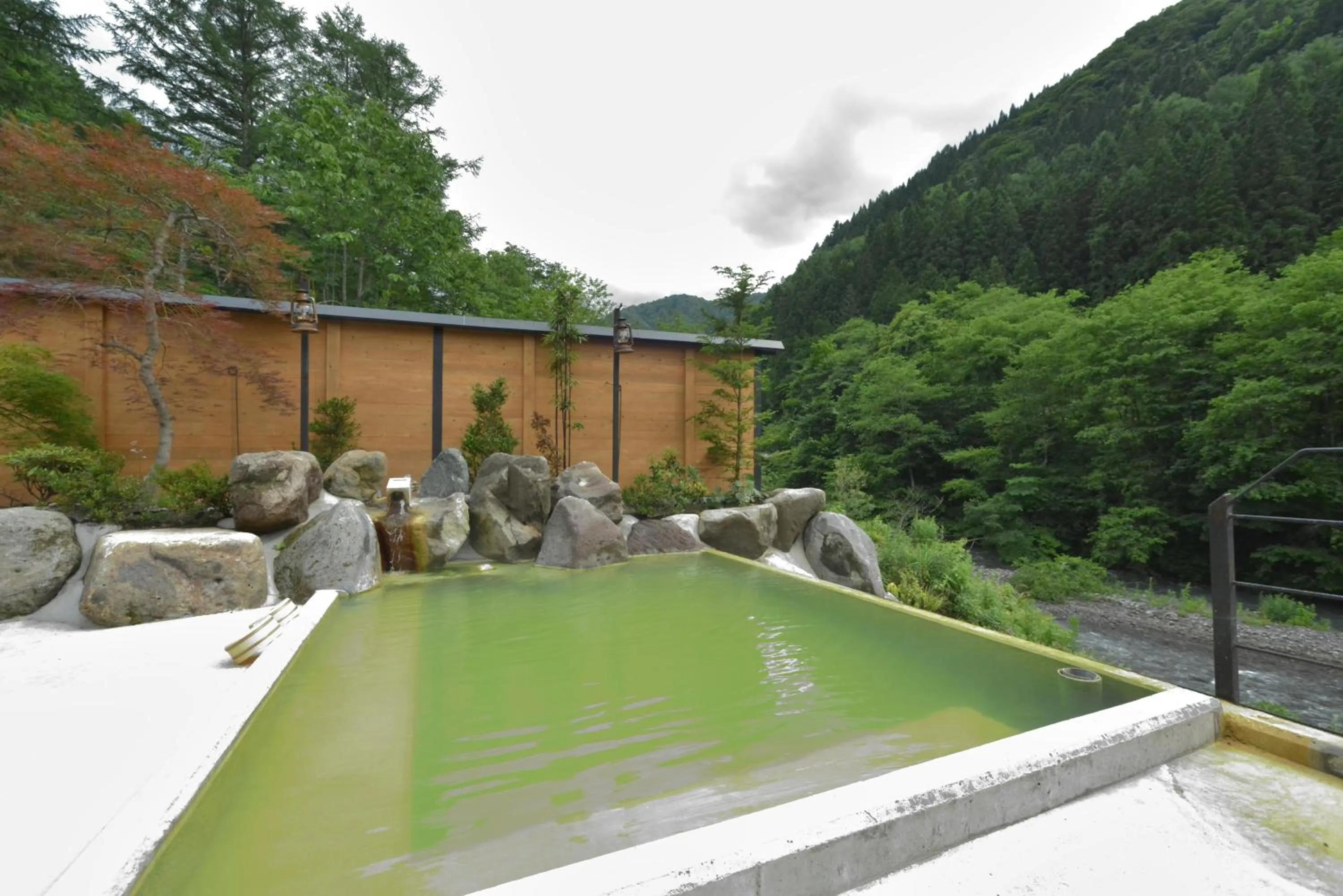 Hot Spring Bath in Okuhida Garden Hotel Yakedake