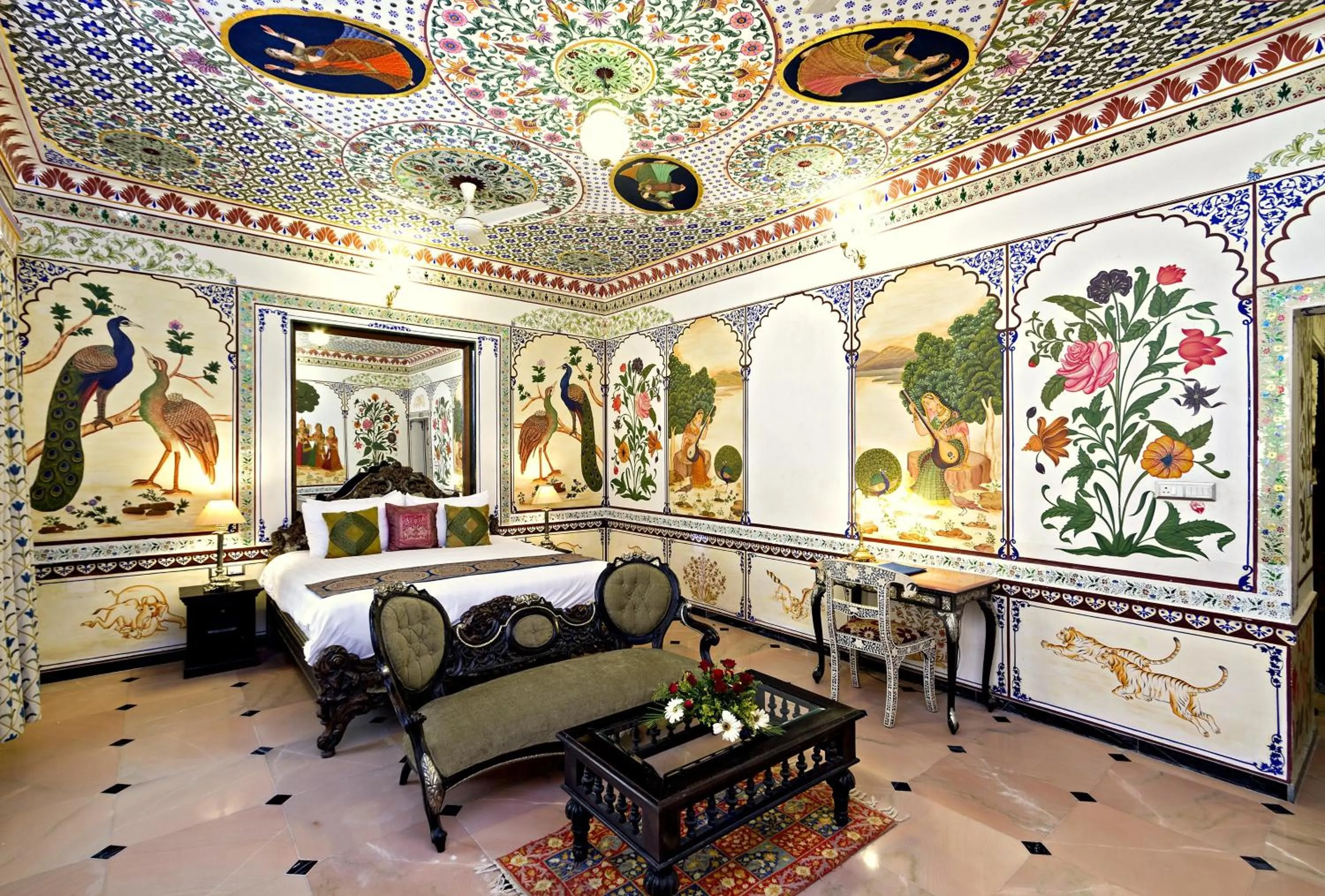 Photo of the whole room in Chunda Palace