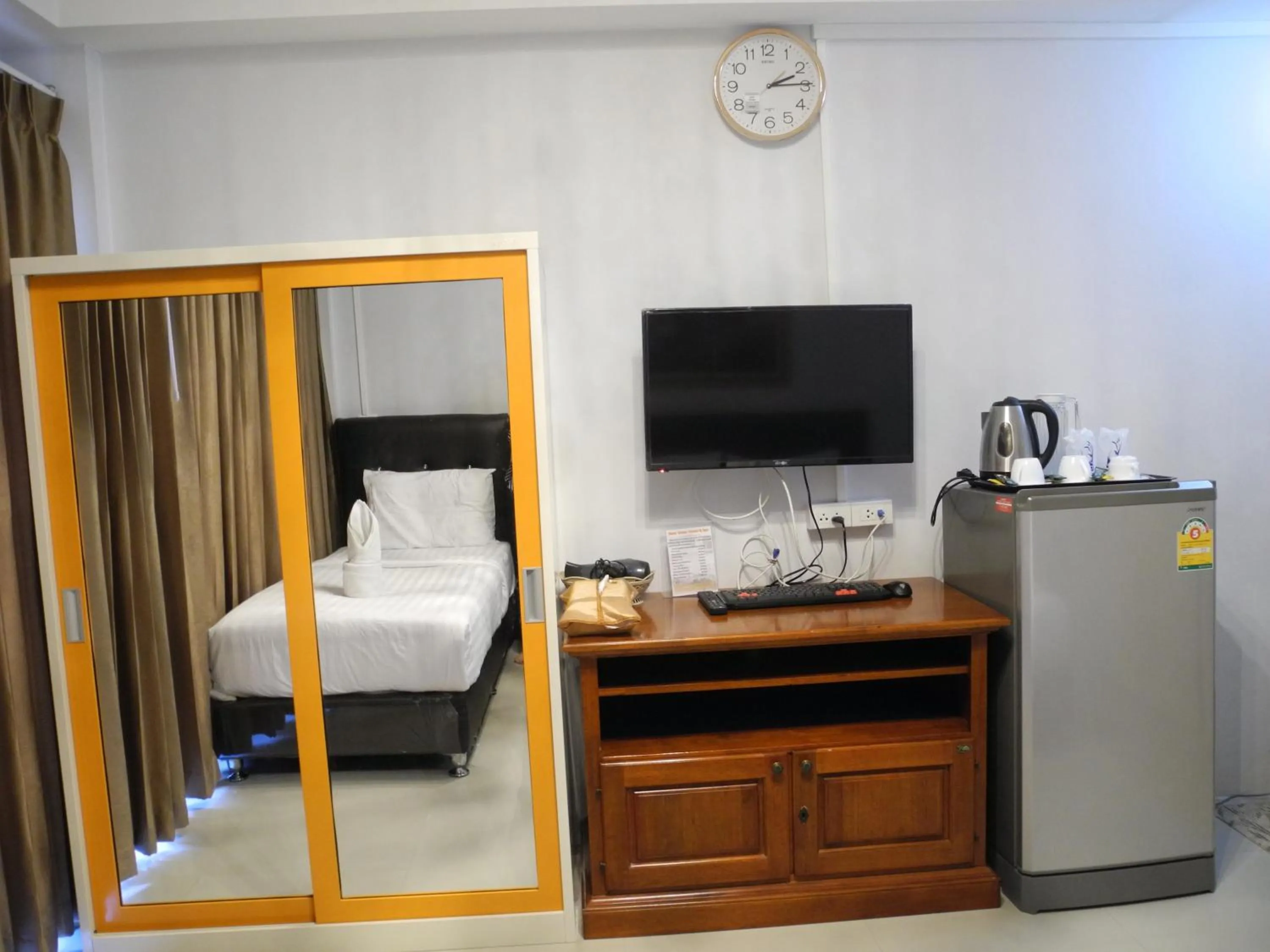 TV and multimedia, Bed in Bann Tawan Hostel Chiang Rai