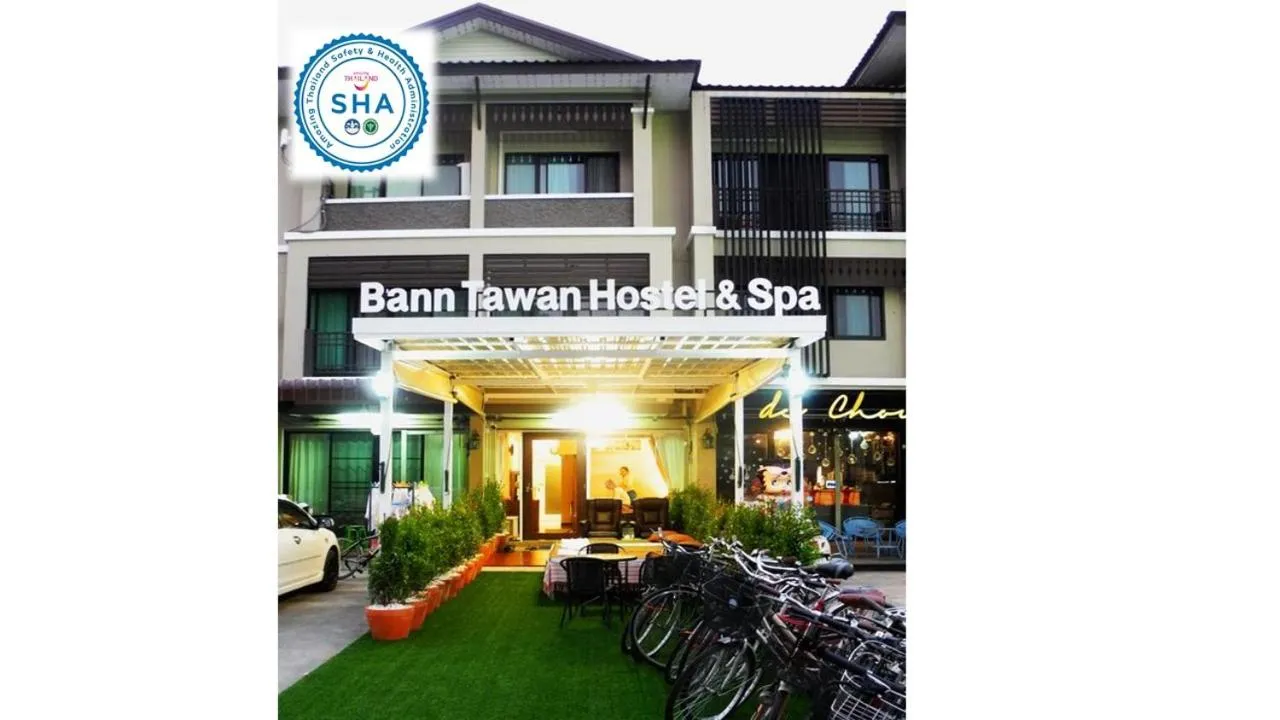 Property building in Bann Tawan Hostel Chiang Rai