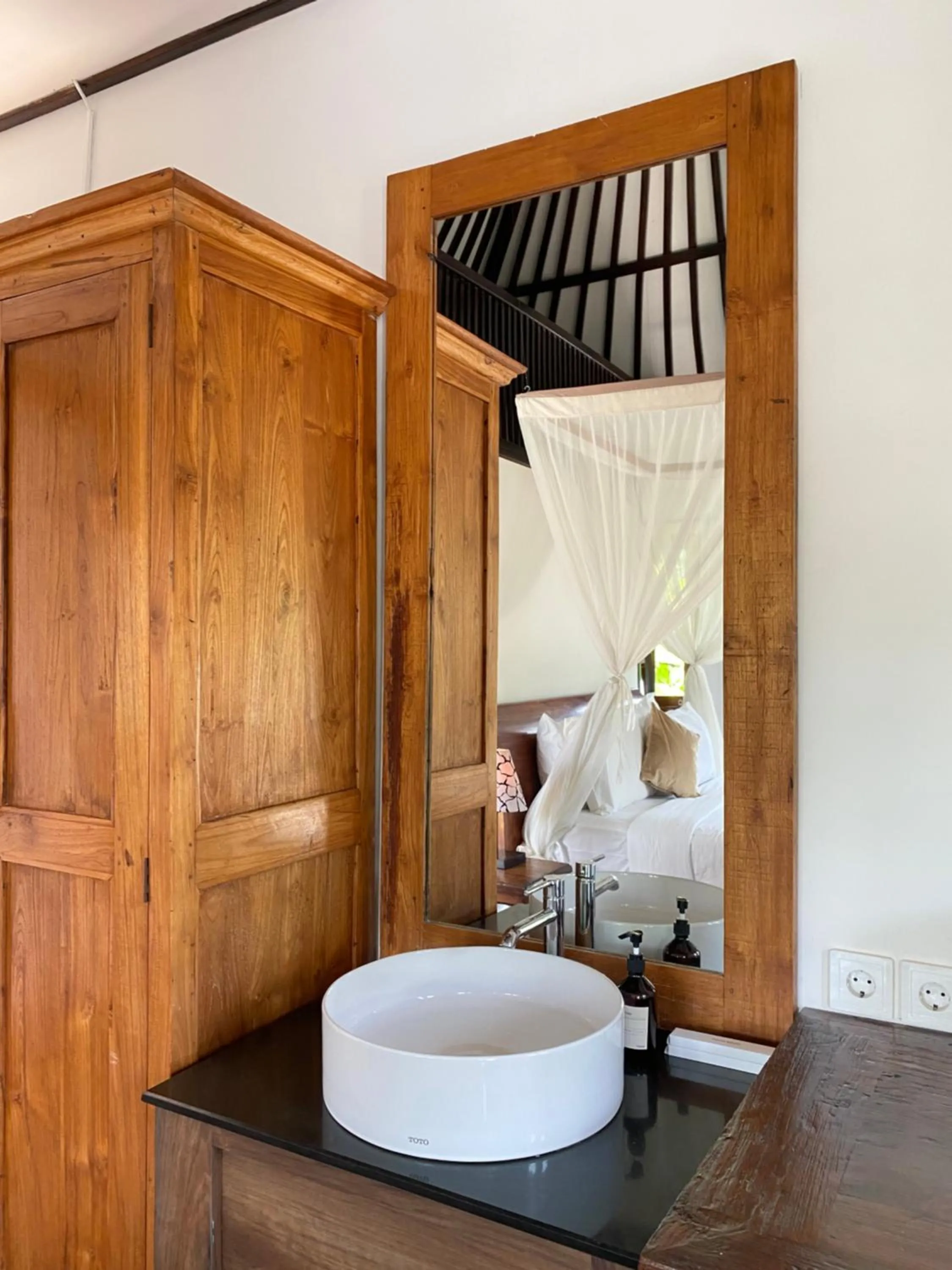 wardrobe in Gusde Tranquil Villas by EPS