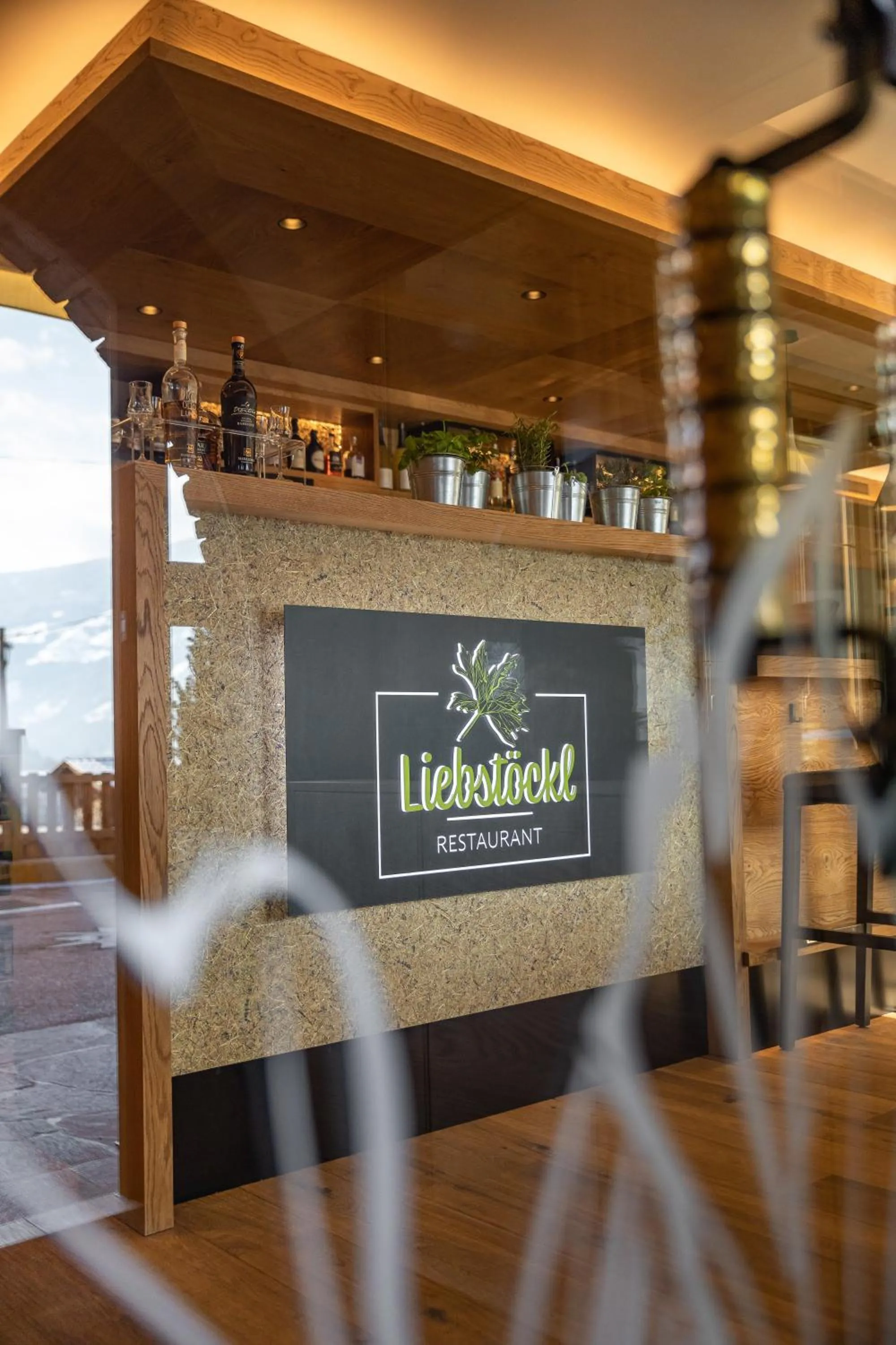 Restaurant/places to eat in Kräuterhotel Hochzillertal
