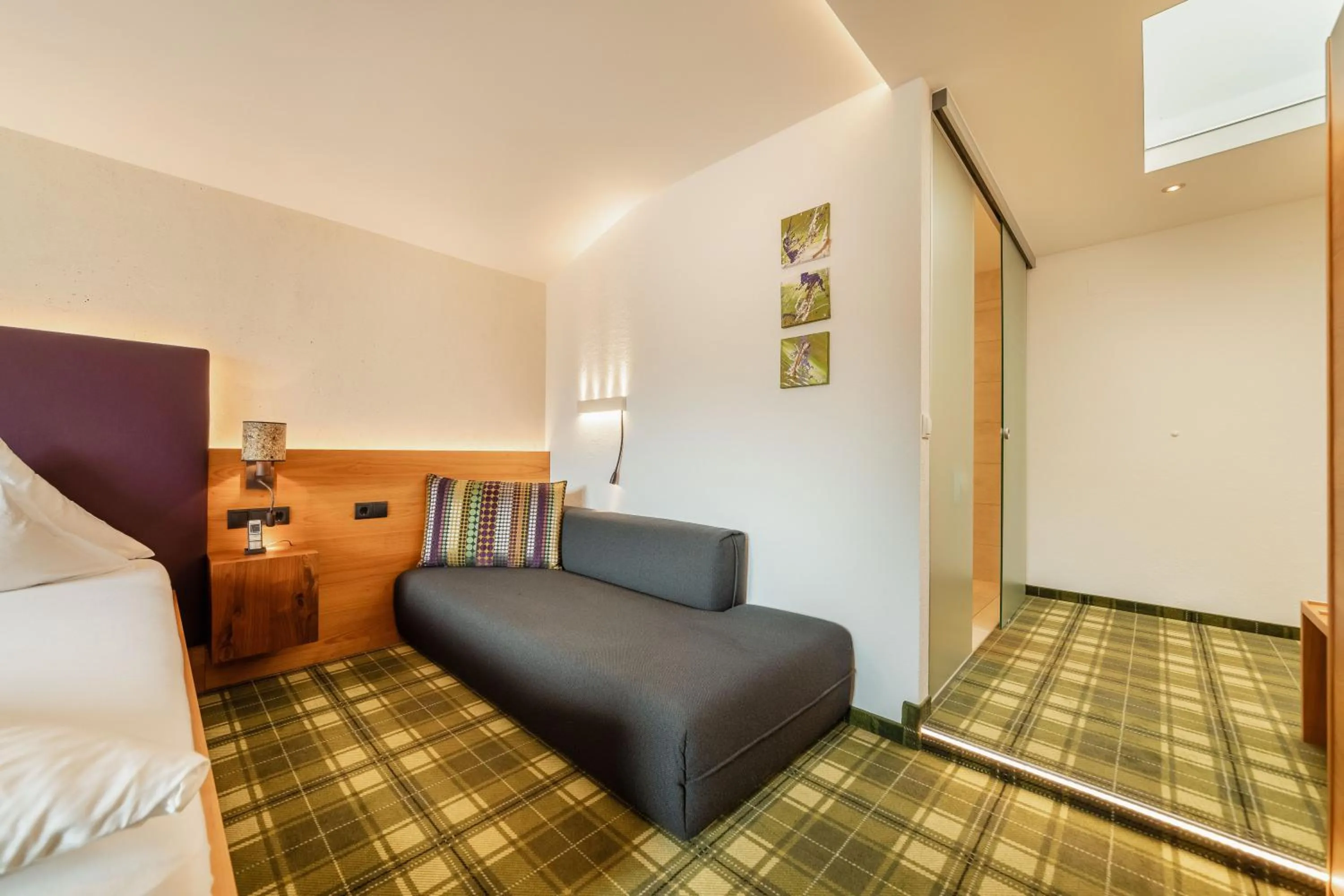 Photo of the whole room in Kräuterhotel Hochzillertal