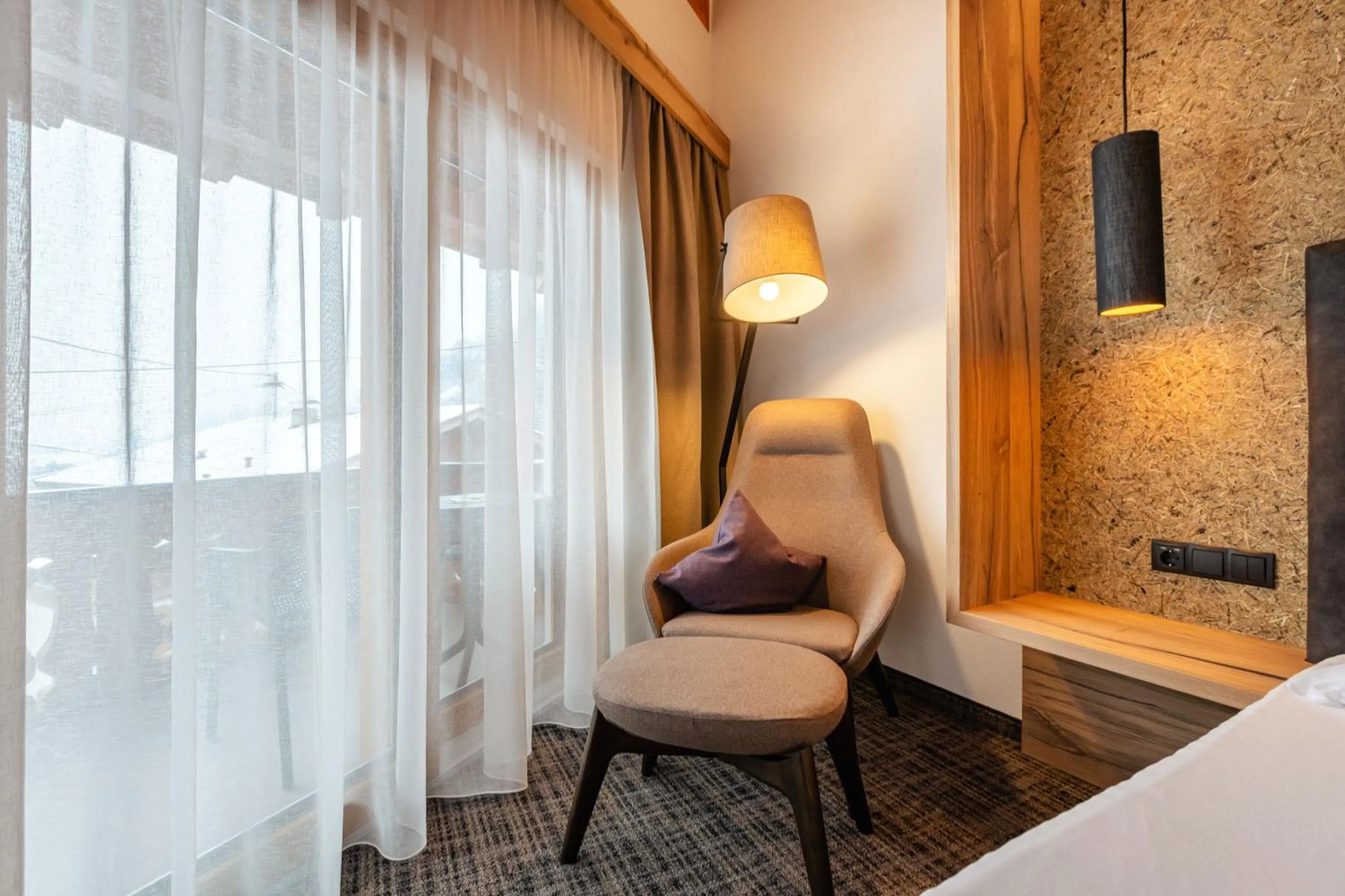 Photo of the whole room, Bed in Kräuterhotel Hochzillertal