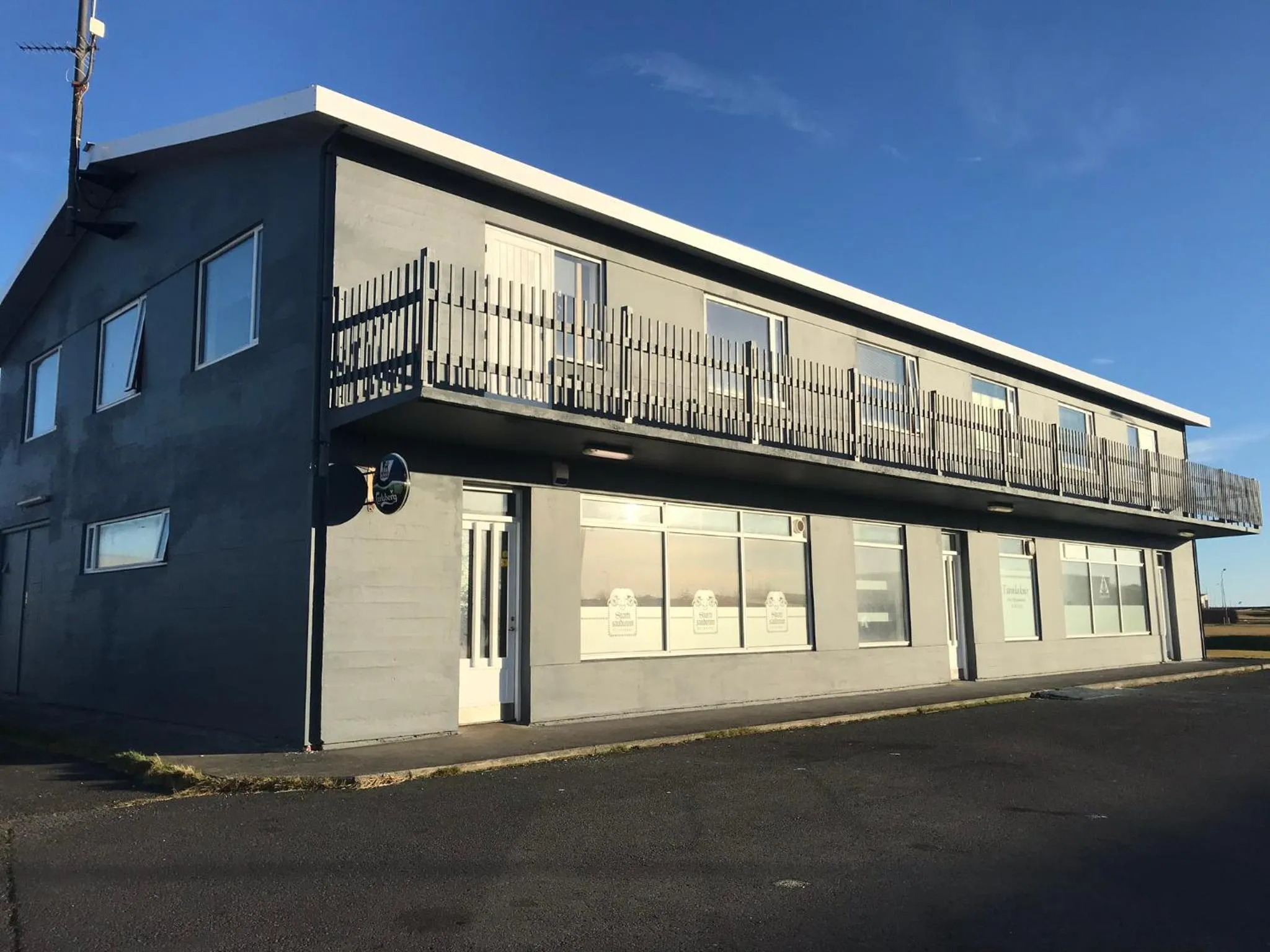 Facade/entrance in Black Beach Guesthouse