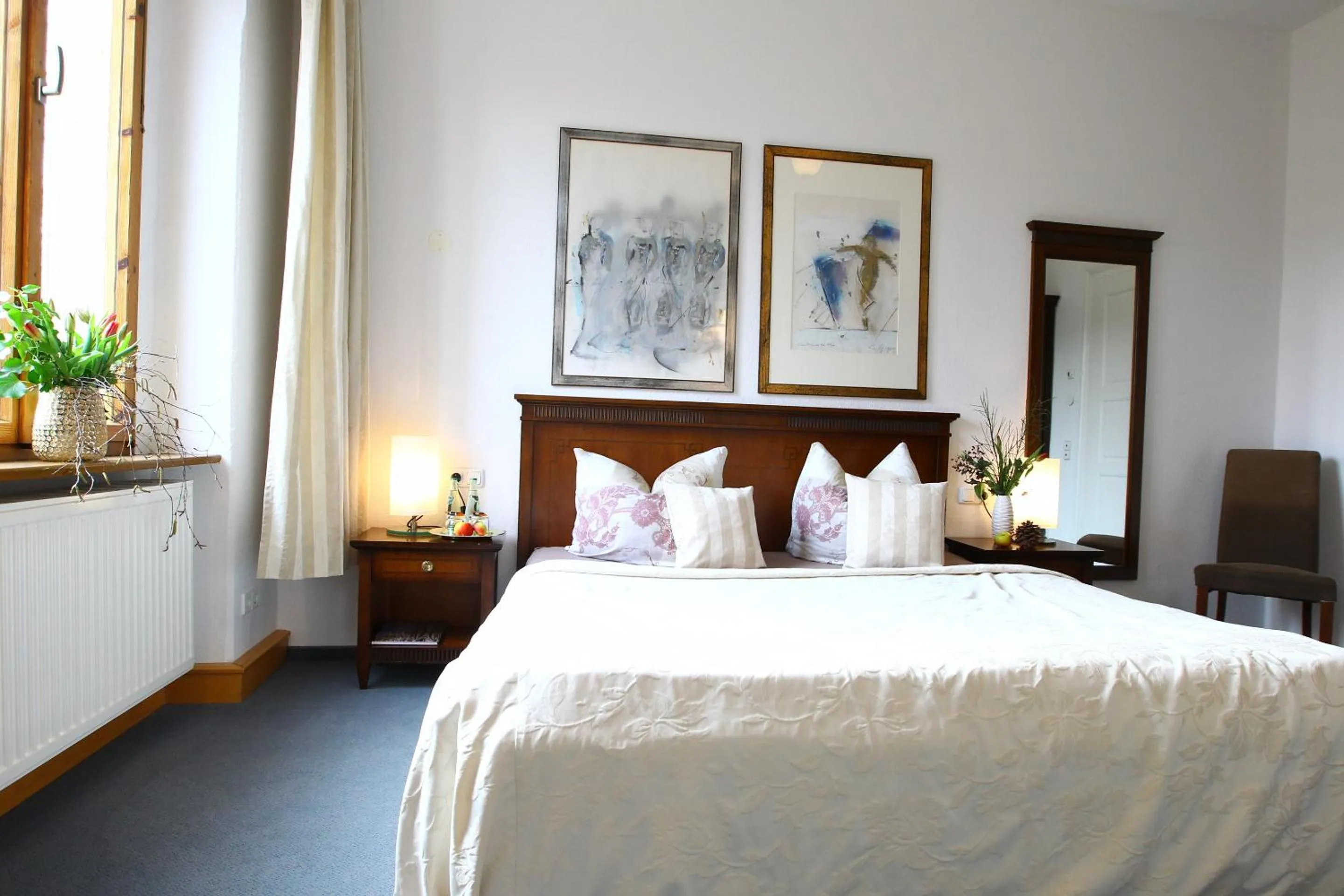 Bedroom, Bed in Hotel & Restaurant Schloss Weißenburg