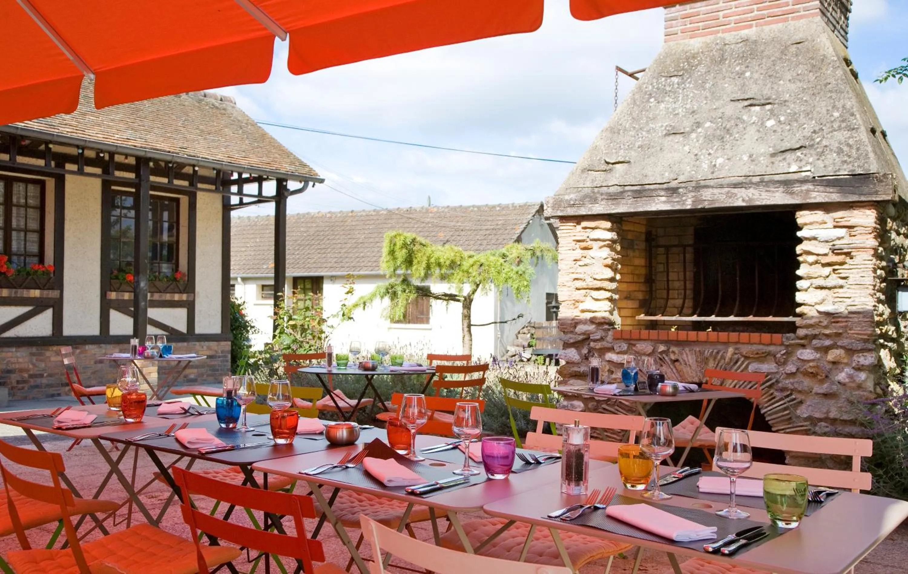 Property building in Les Canisses