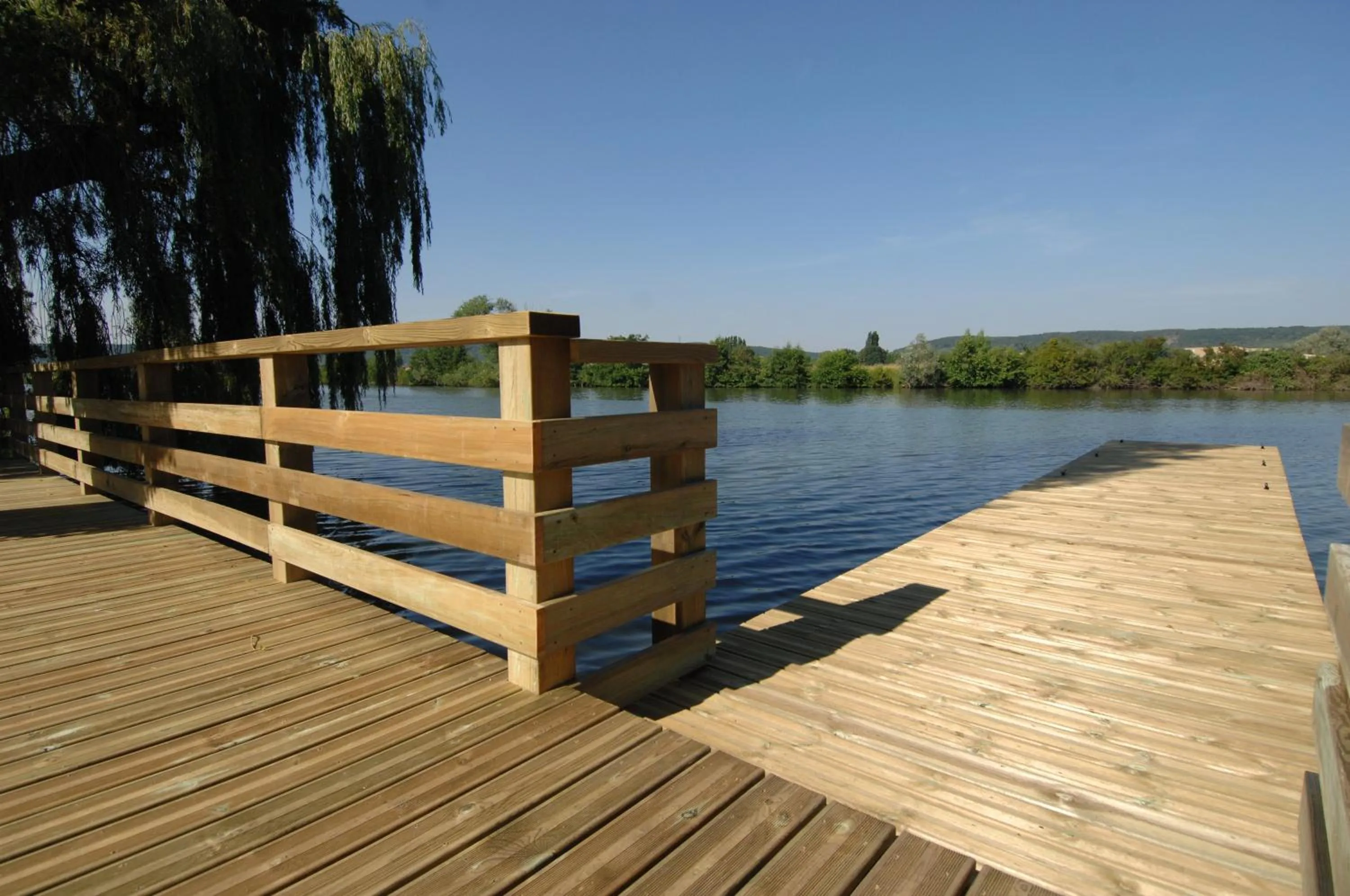 Area and facilities in Les Canisses