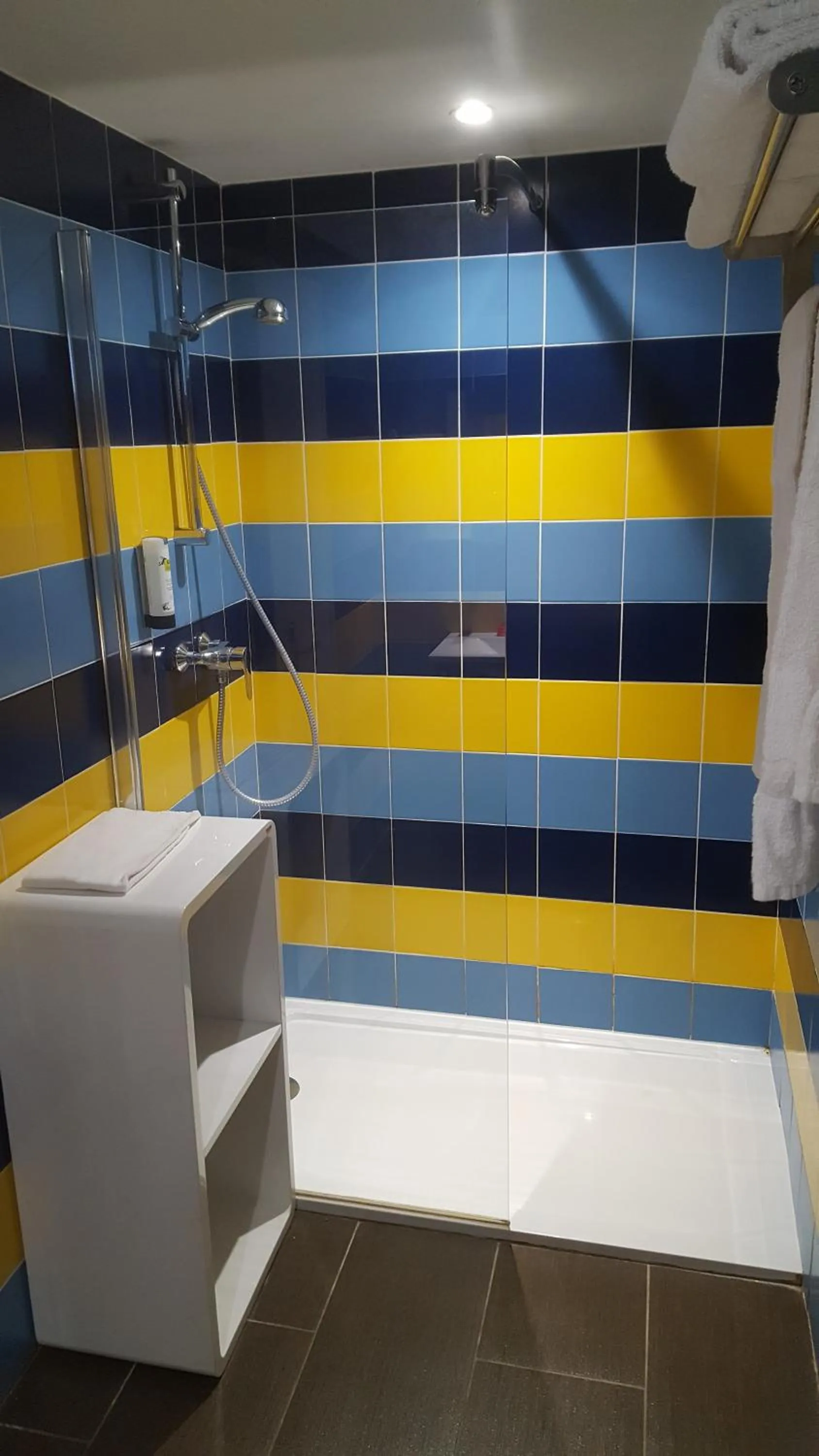 Bathroom in Les Canisses