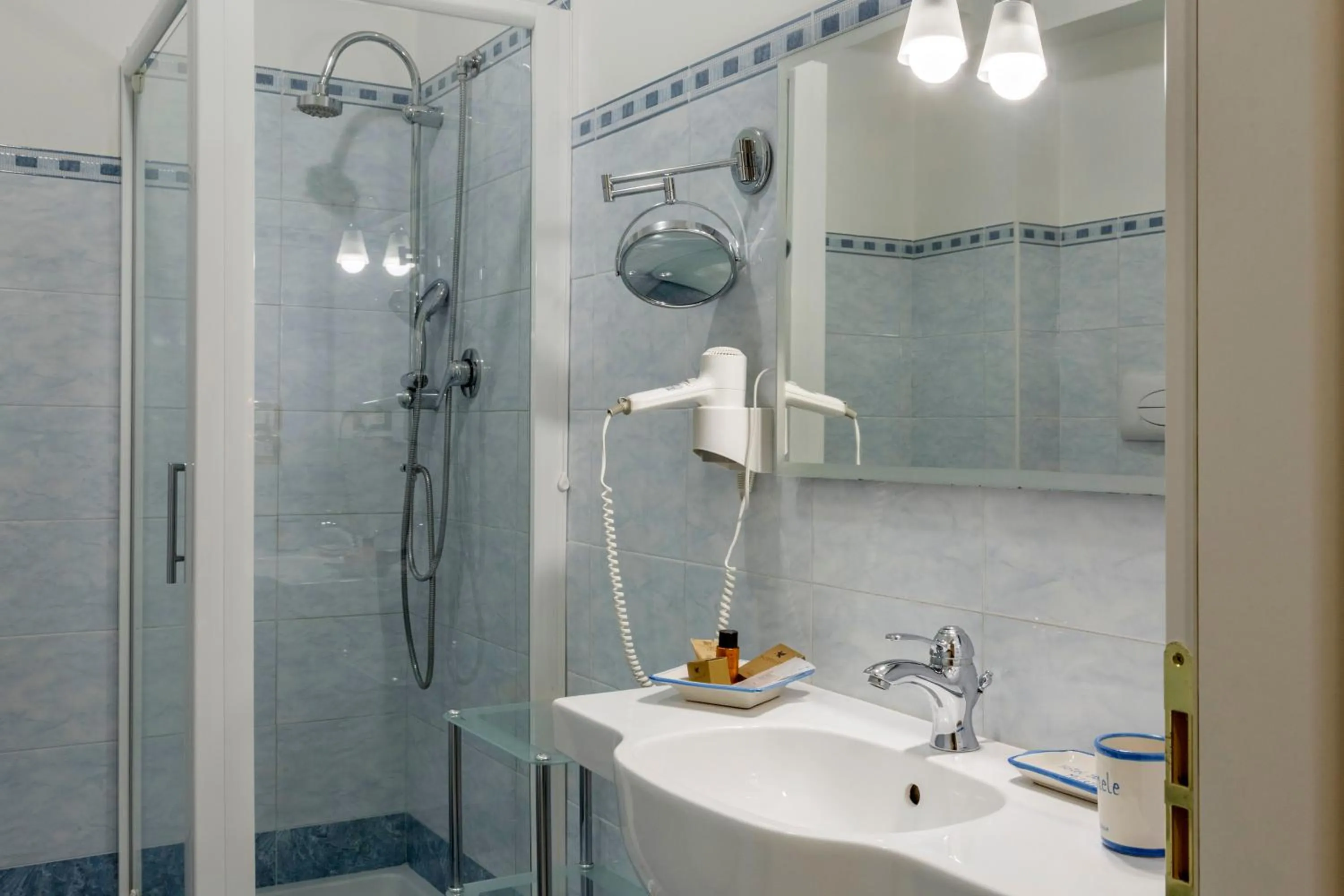 Bathroom in Hotel San Michele