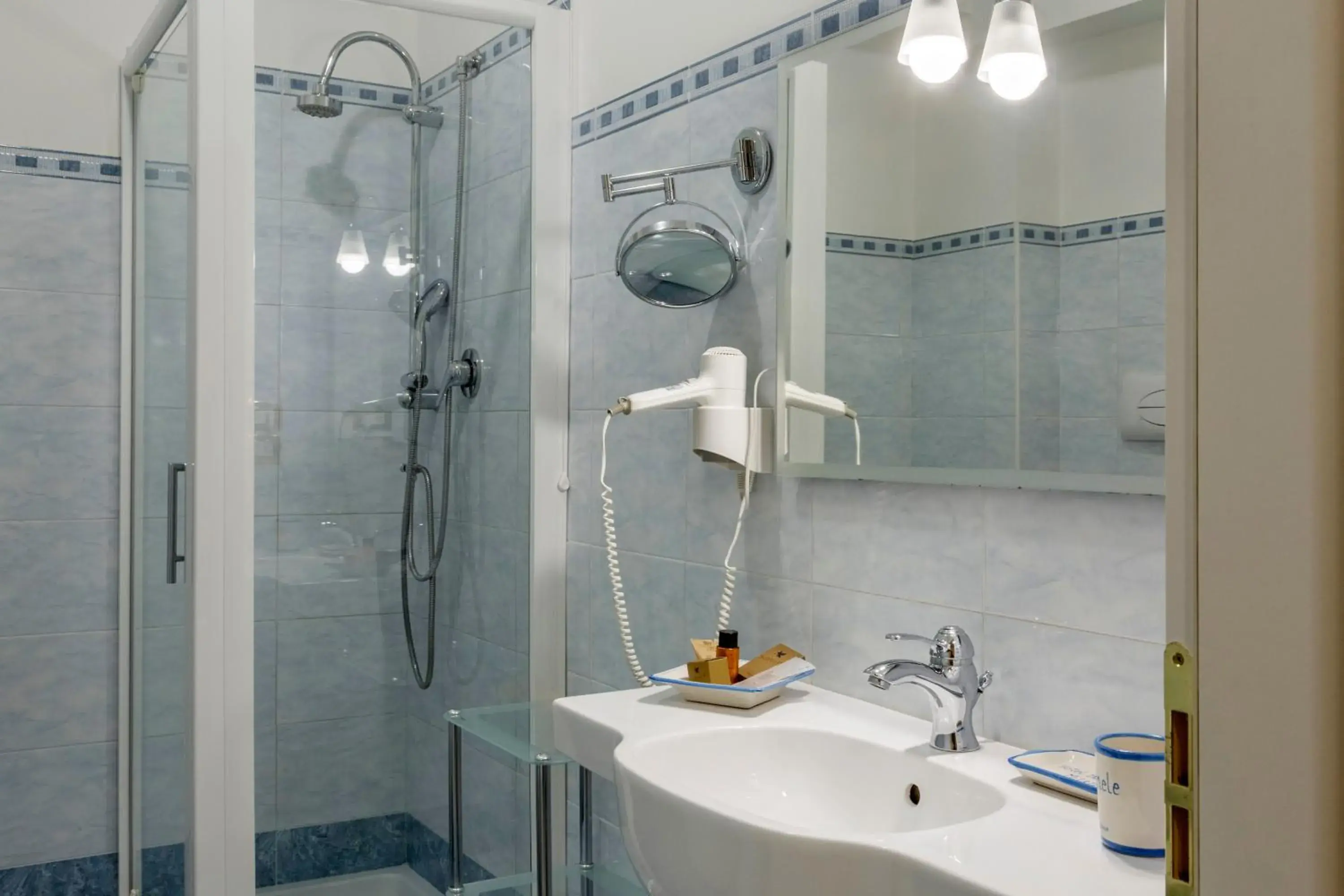 Standard Single Room in Hotel San Michele Standard Single Room in Hotel San Michele