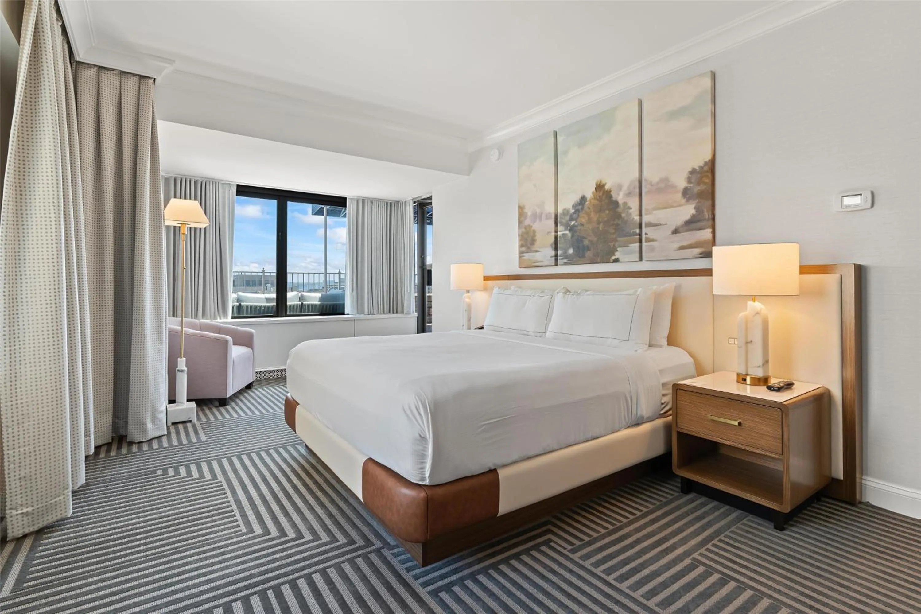 Bed in Capital Hilton