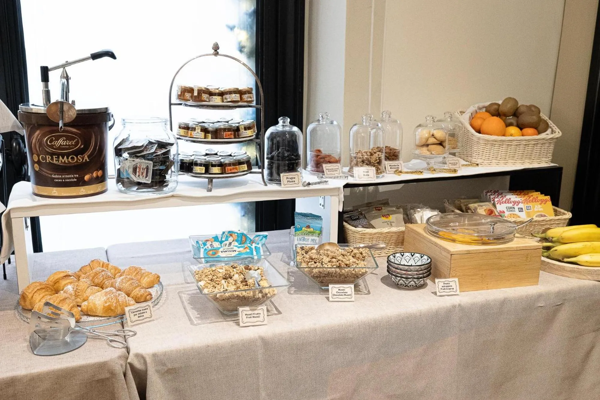 Buffet breakfast in Hotel Patria