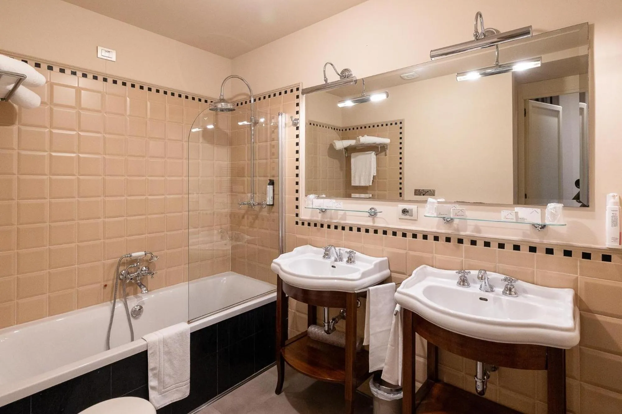 Bathroom in Hotel Patria