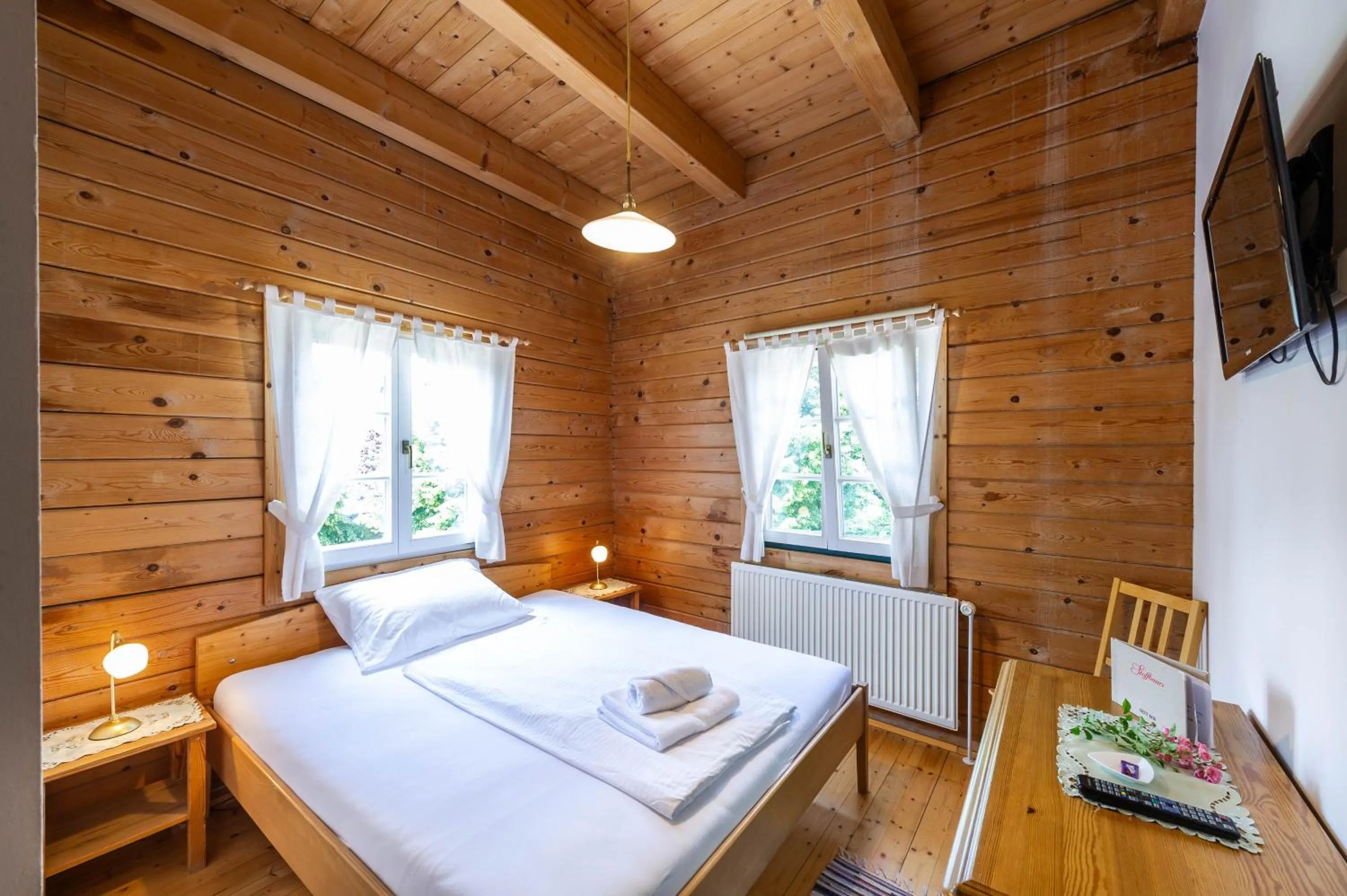 Bed in Stoffbauer GmbH