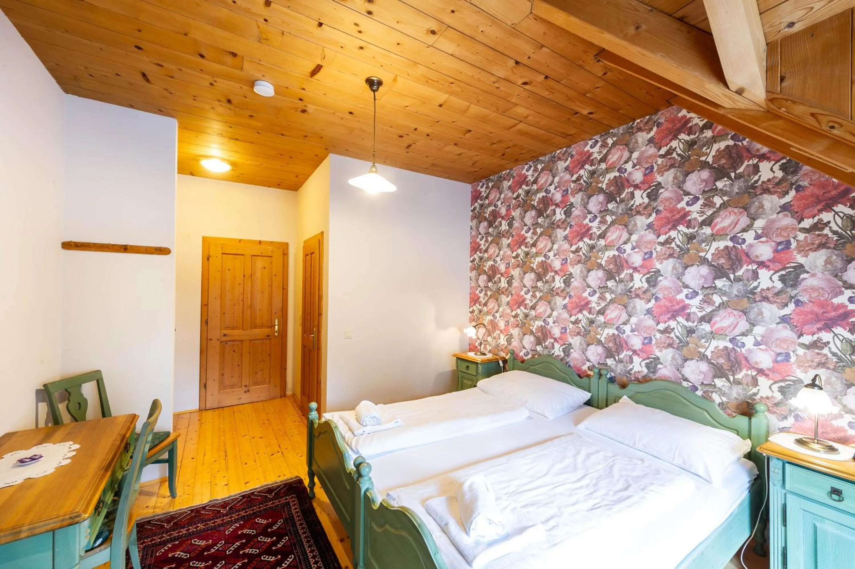 Bed in Stoffbauer GmbH