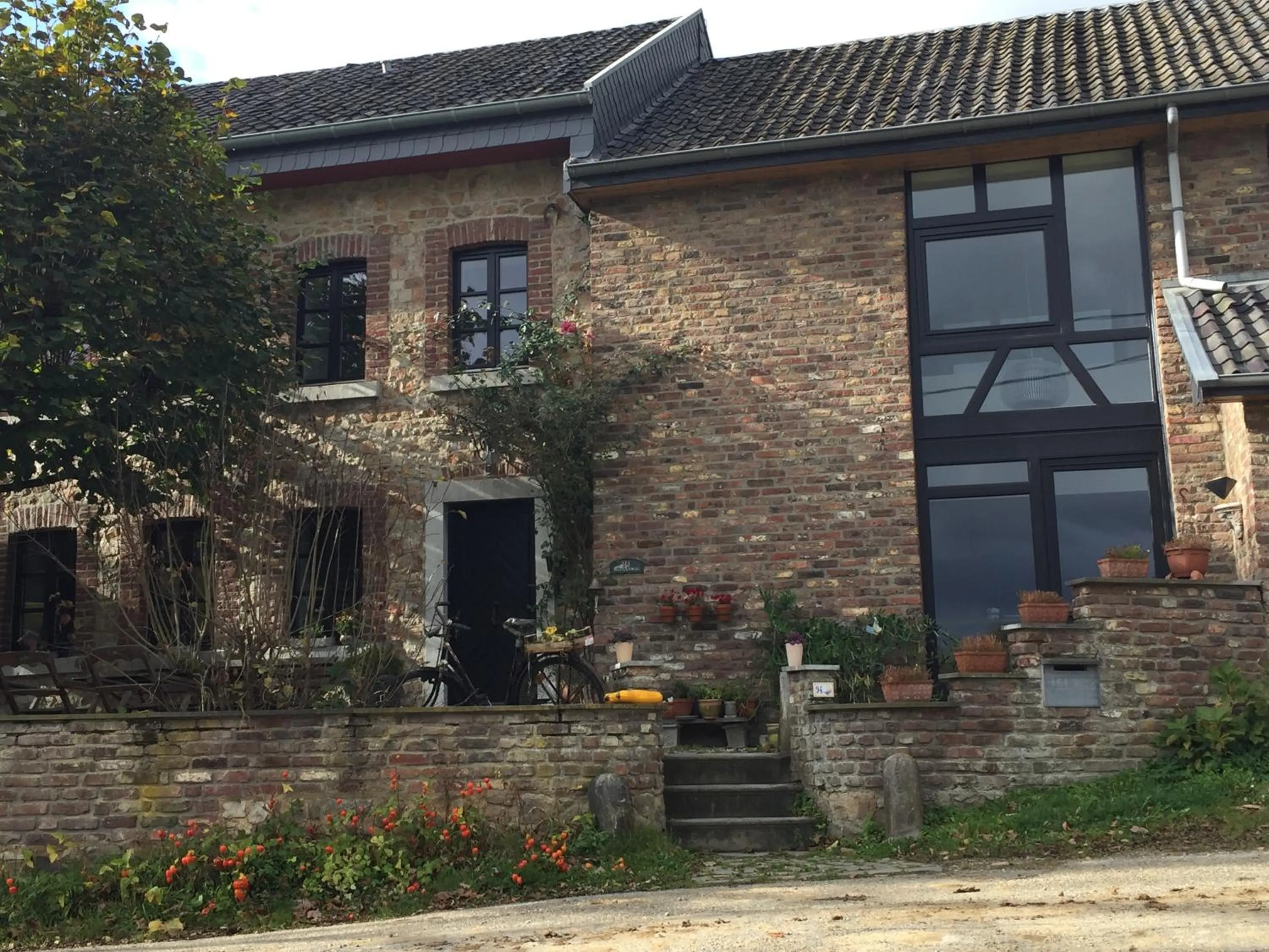 Facade/entrance in fermette