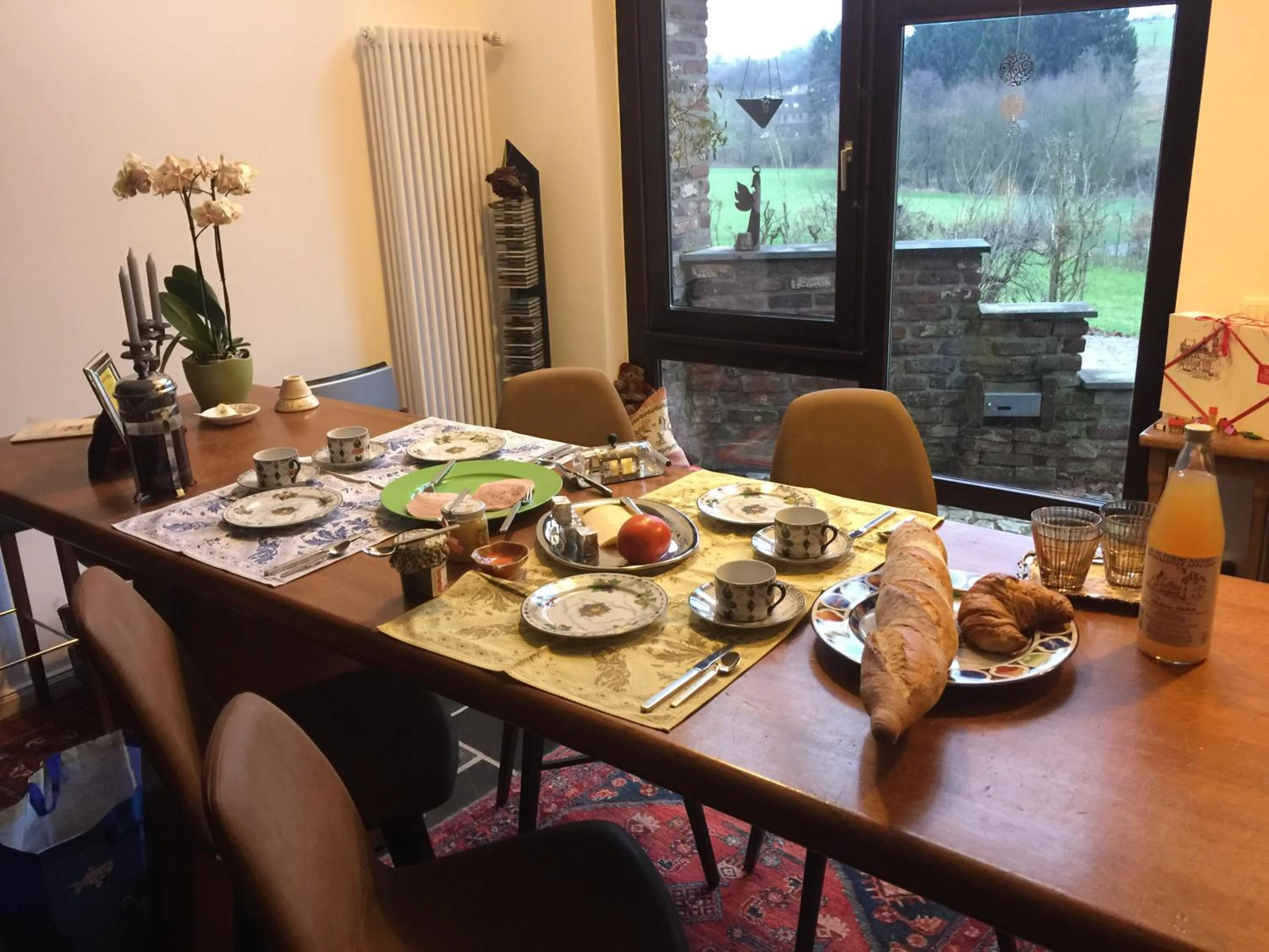 Buffet breakfast in fermette