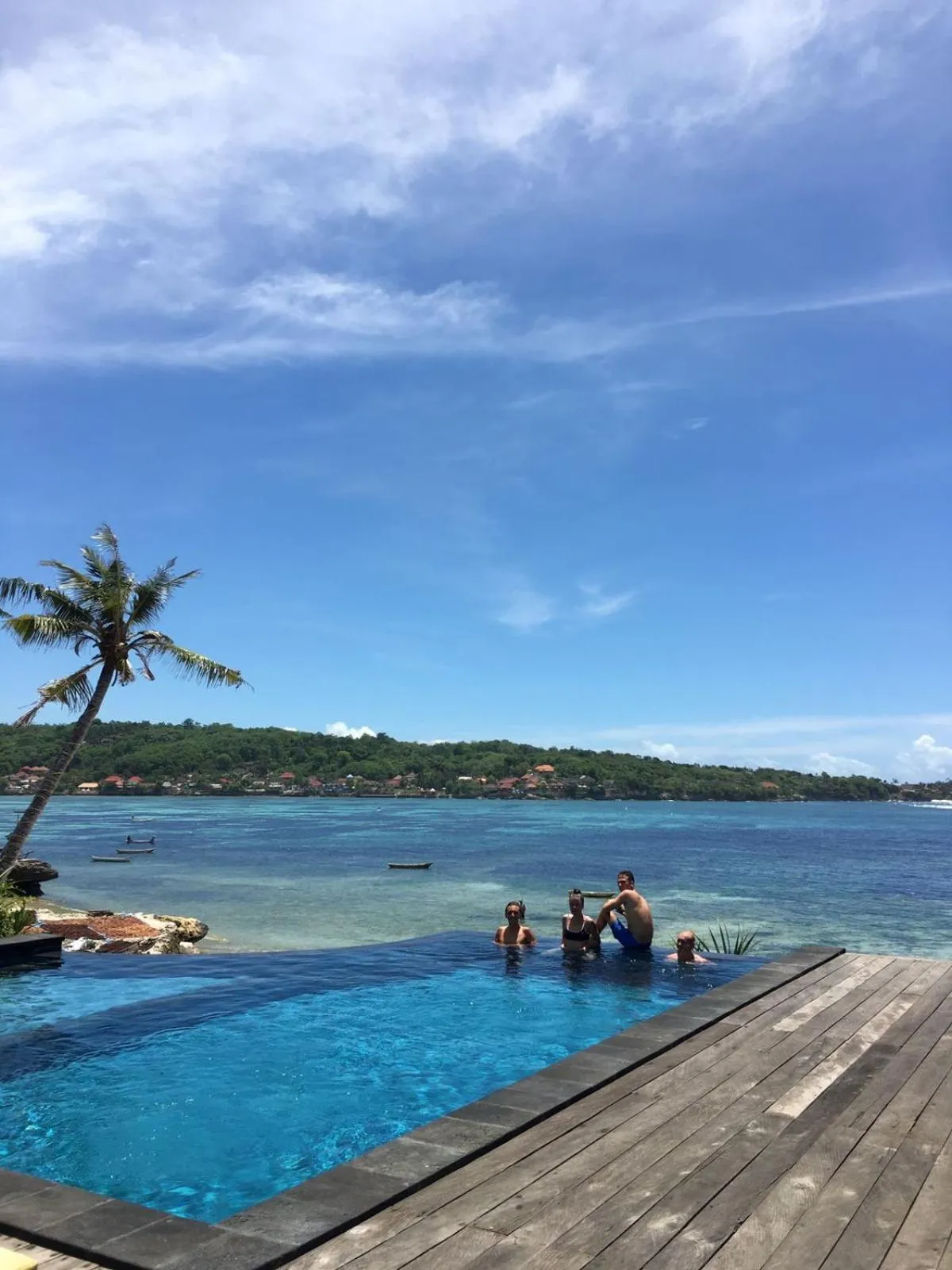 Swimming pool in Lembongan Seaview