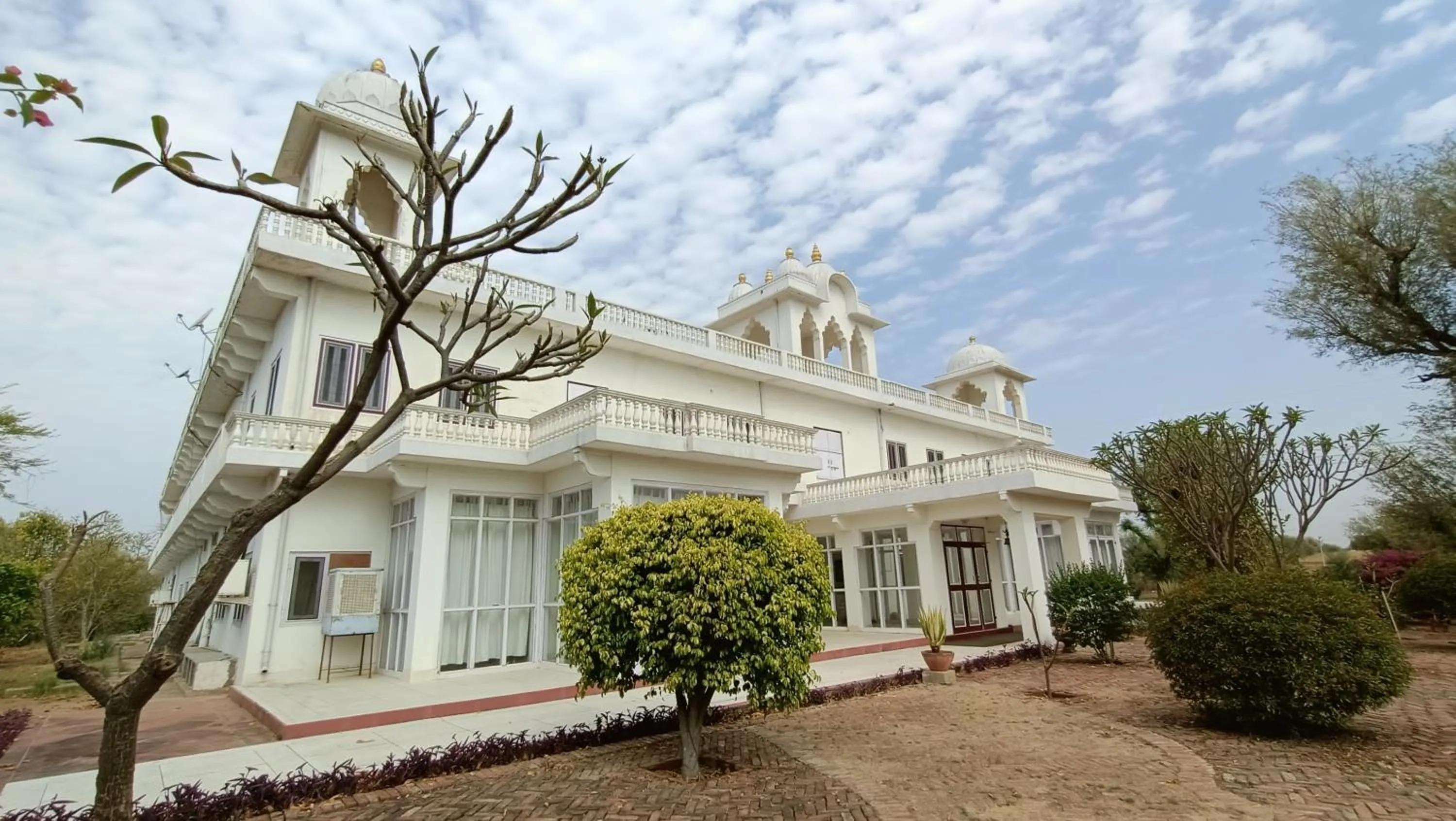 Property building in Savista Retreat