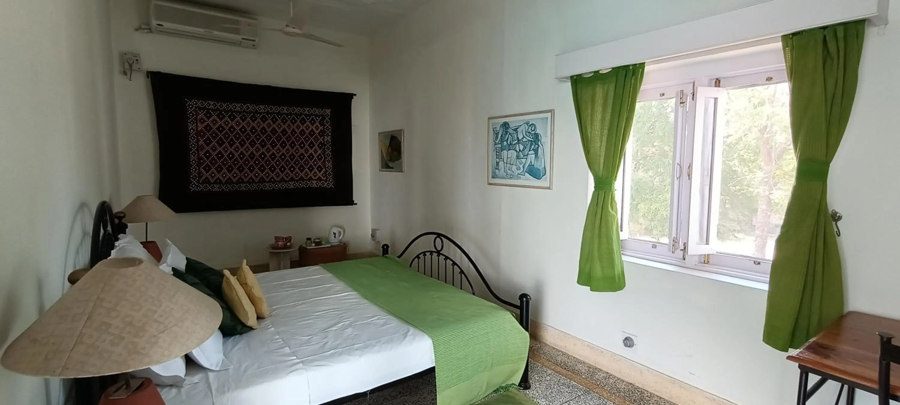 Bed in Savista Retreat