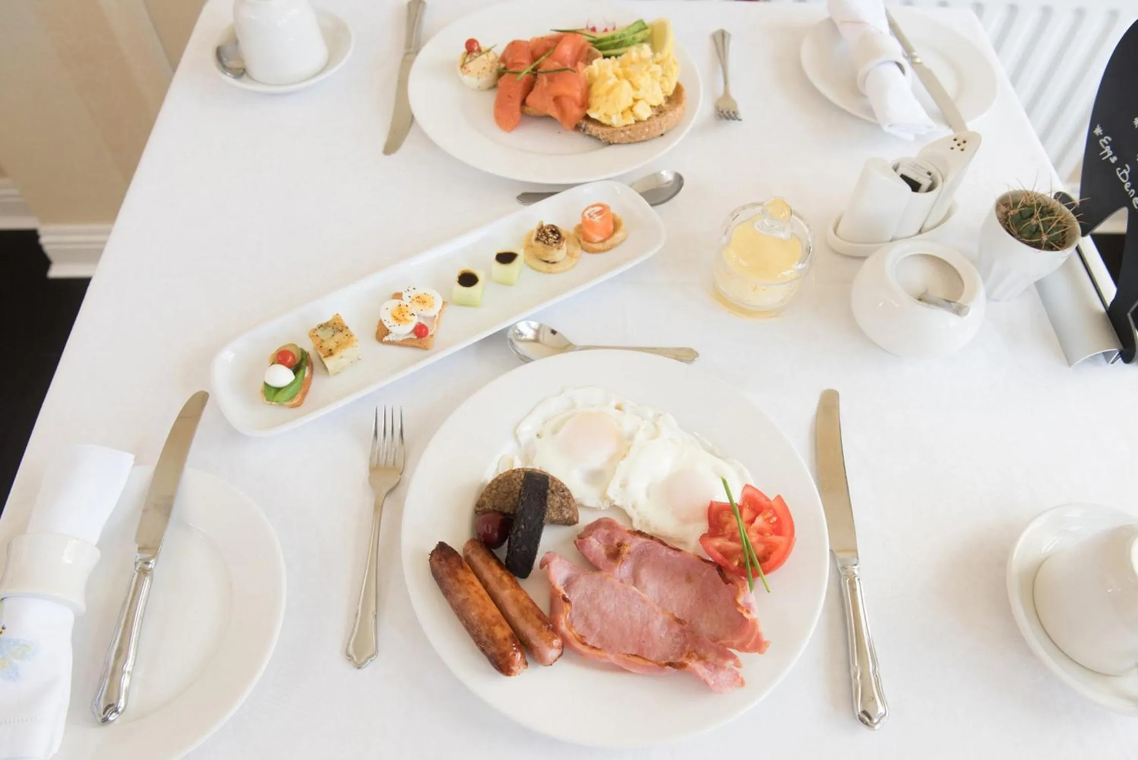 Dining area in Kilbree House B&B