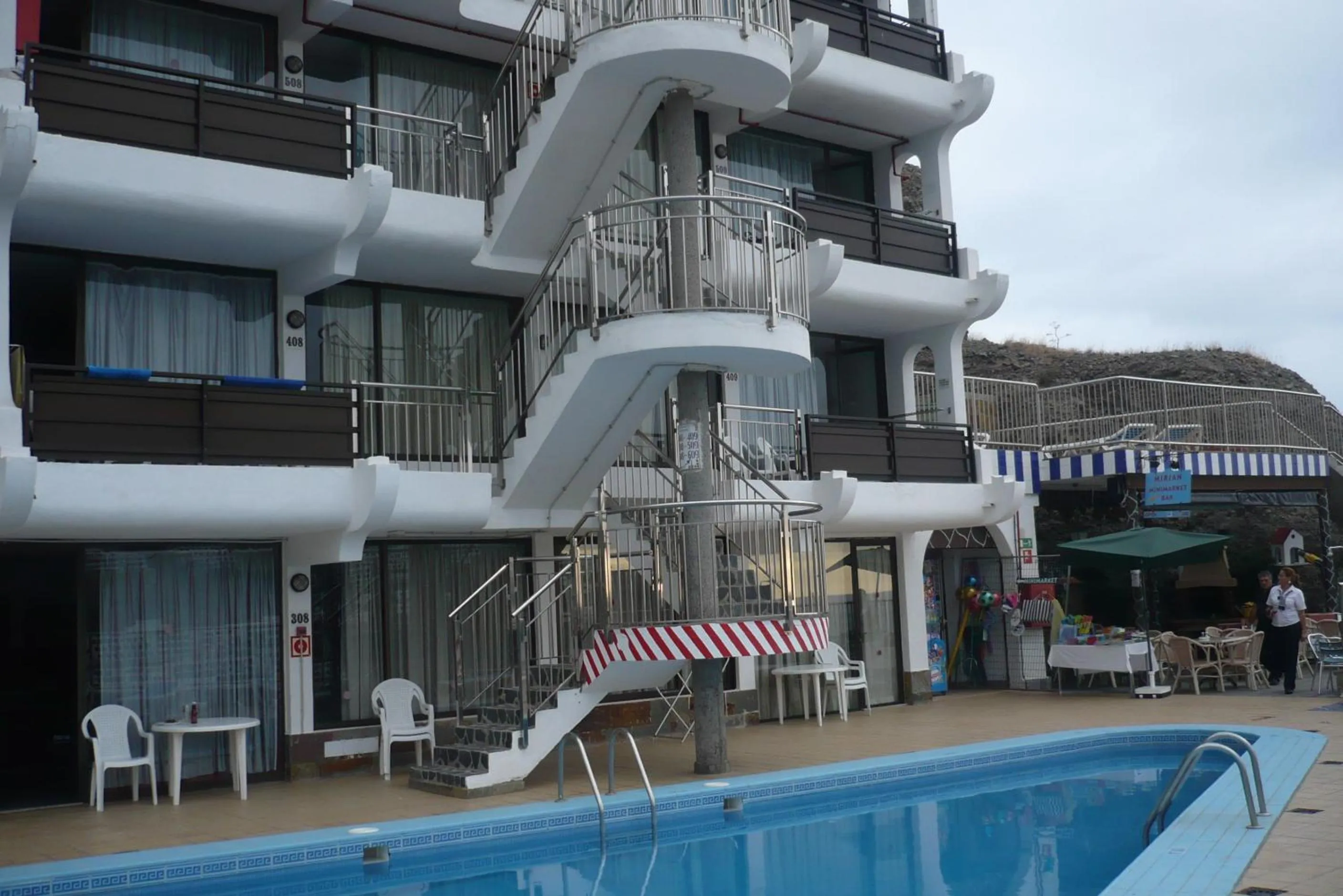 Swimming pool in Apartamentos Miriam