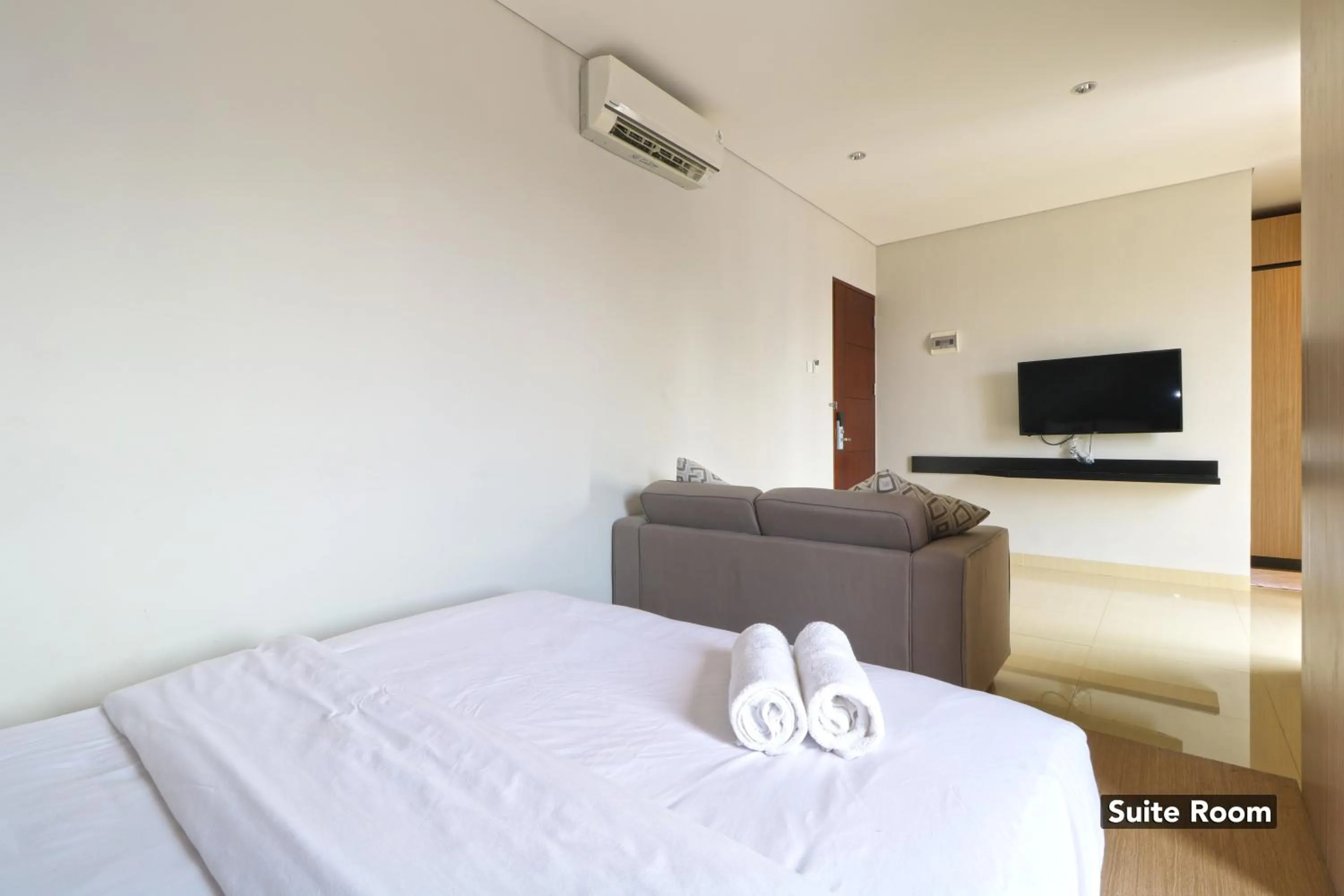 Bedroom, Bed in Plaza 54 Residence Jakarta