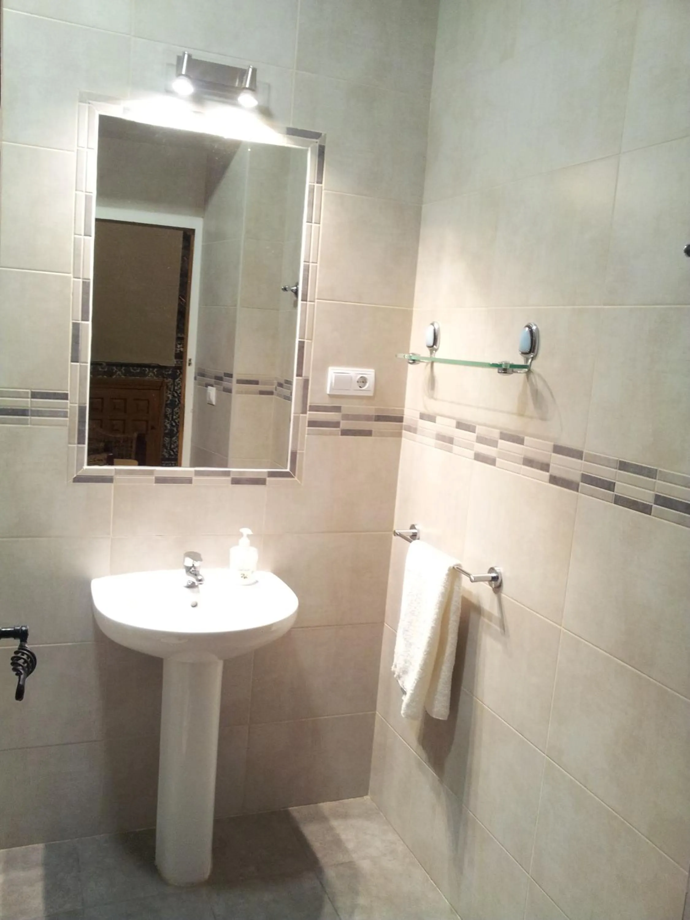 Bathroom in Pension Catedral