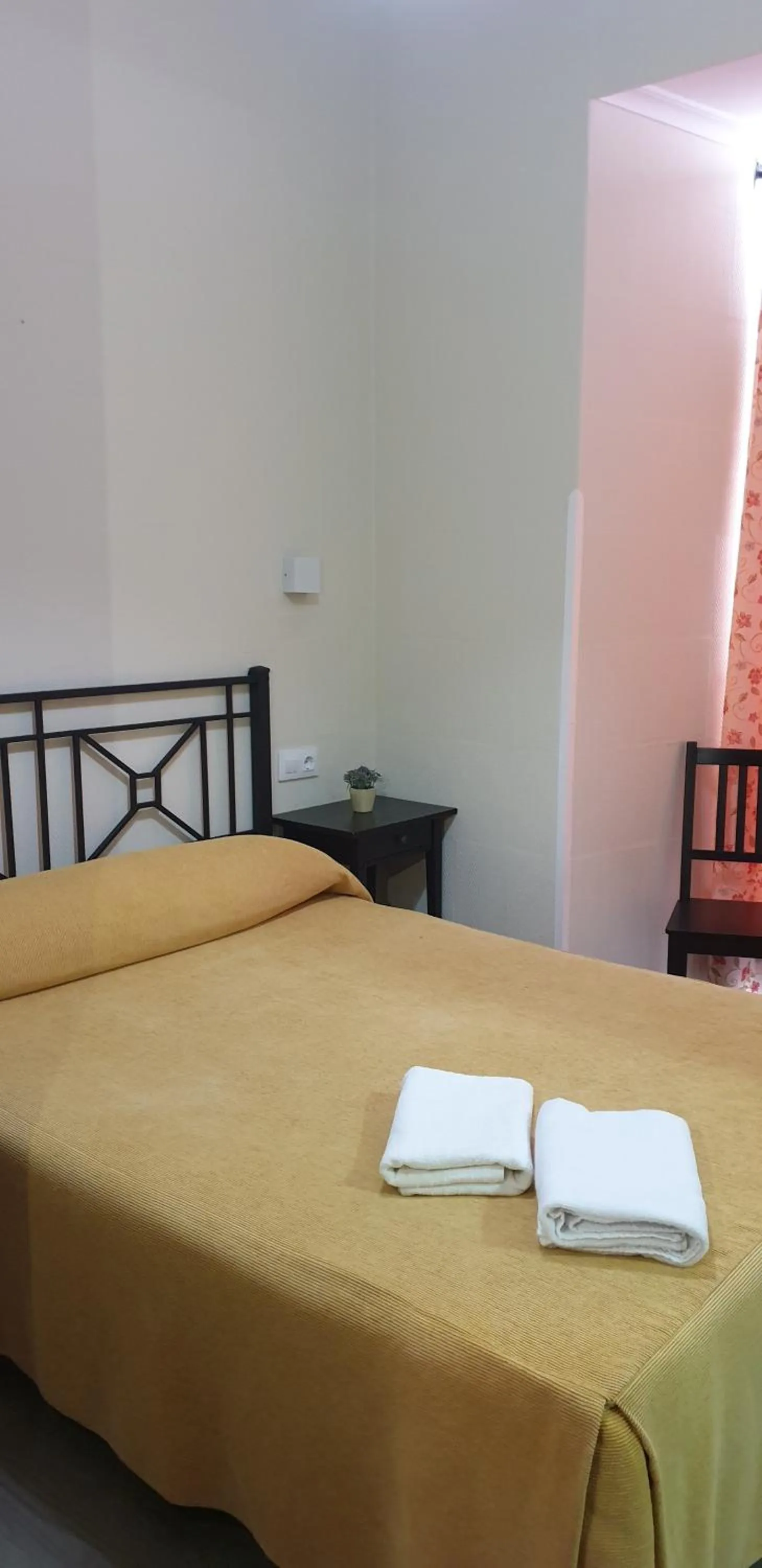 Bed in Pension Catedral