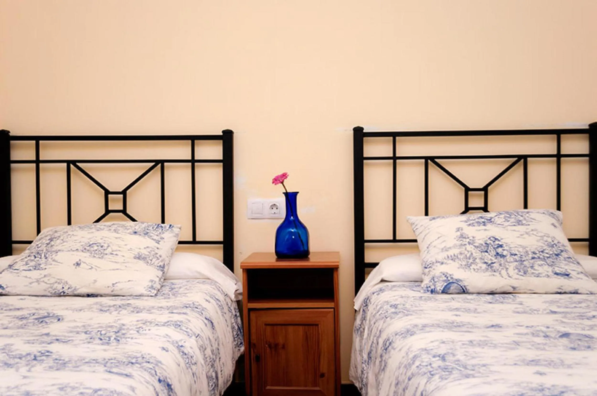 Bed in Pensión La Montoreña