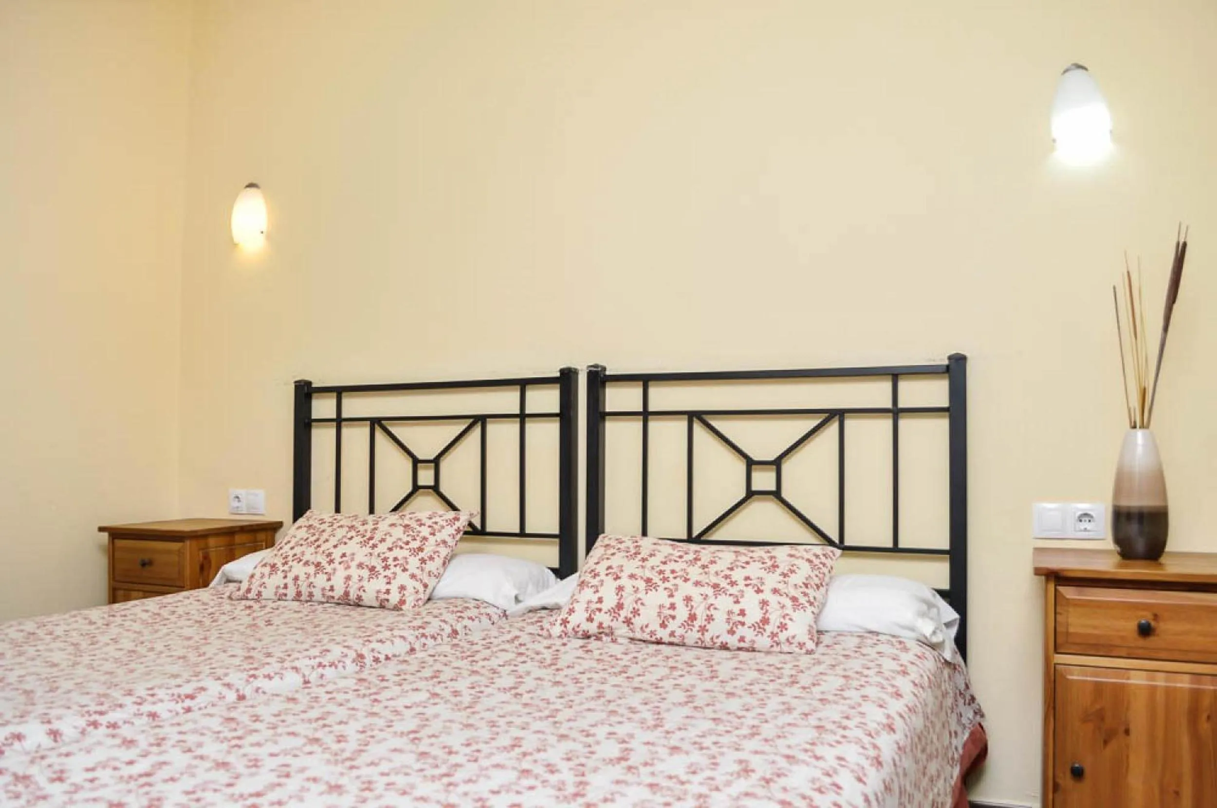 Bed in Pensión La Montoreña