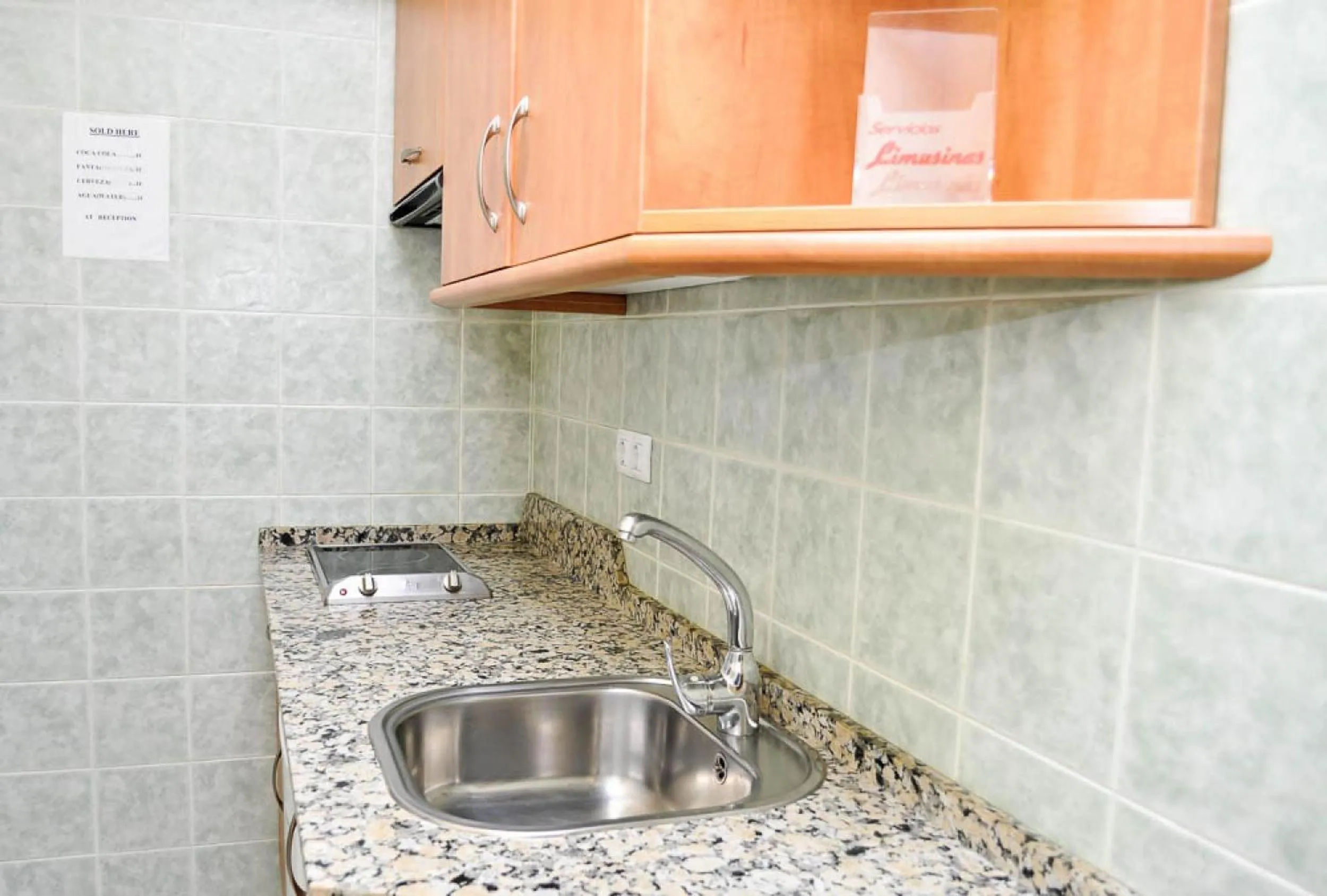 Kitchen or kitchenette in Pensión La Montoreña