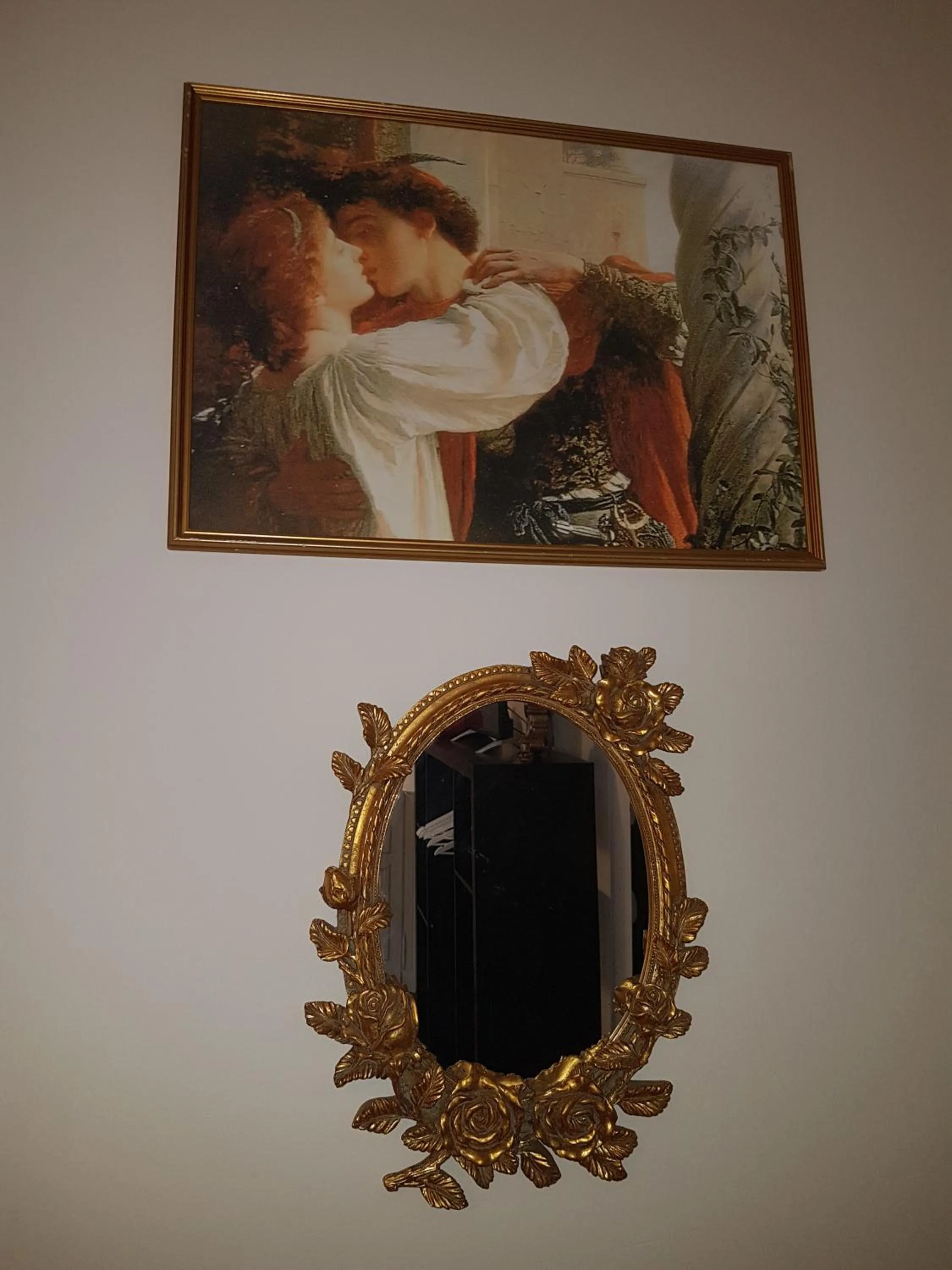 Decorative detail in Residenza Rubbiani - Fermata Fiera e Rizzoli