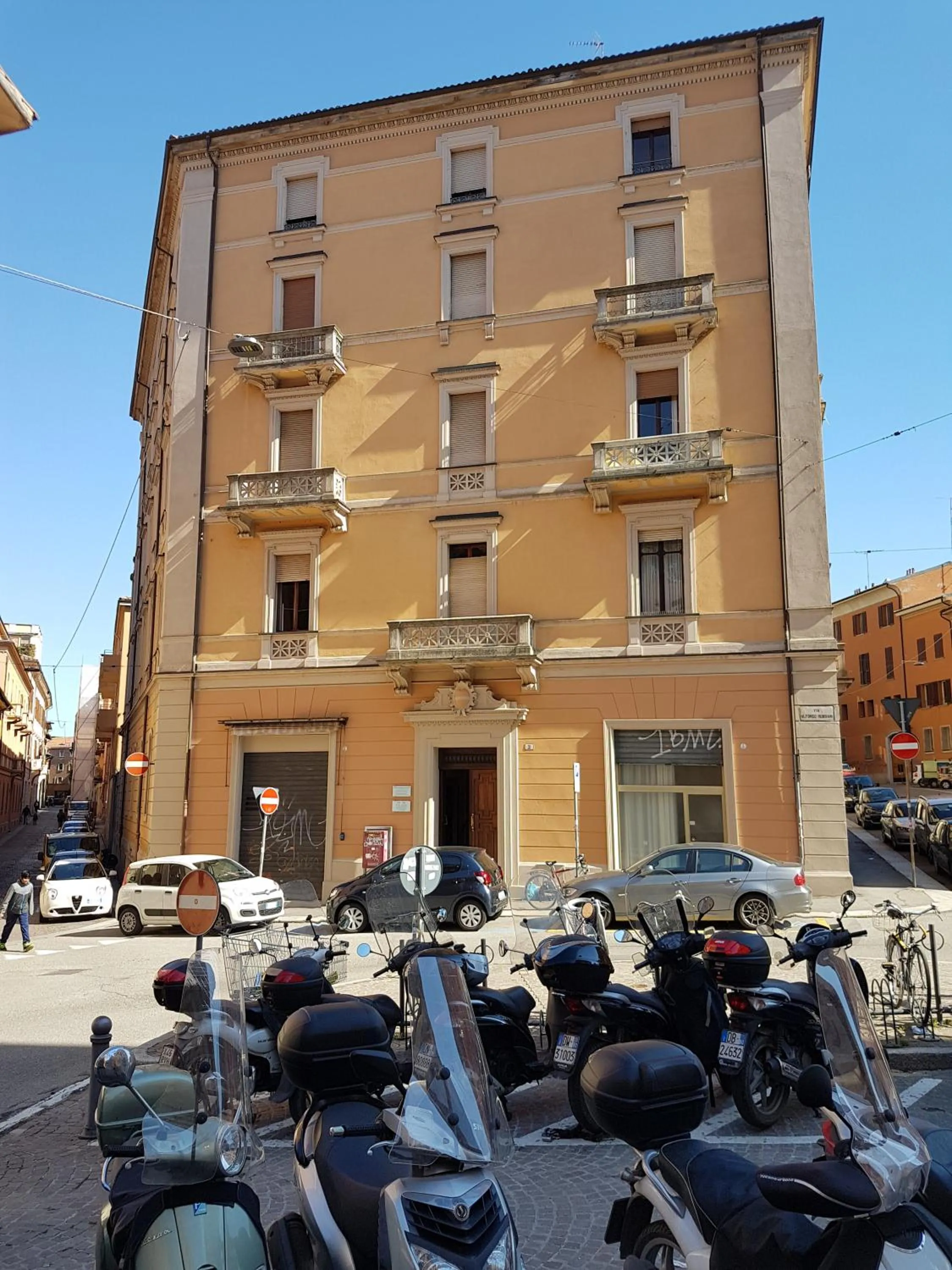 Property building in Residenza Rubbiani - Fermata Fiera e Rizzoli