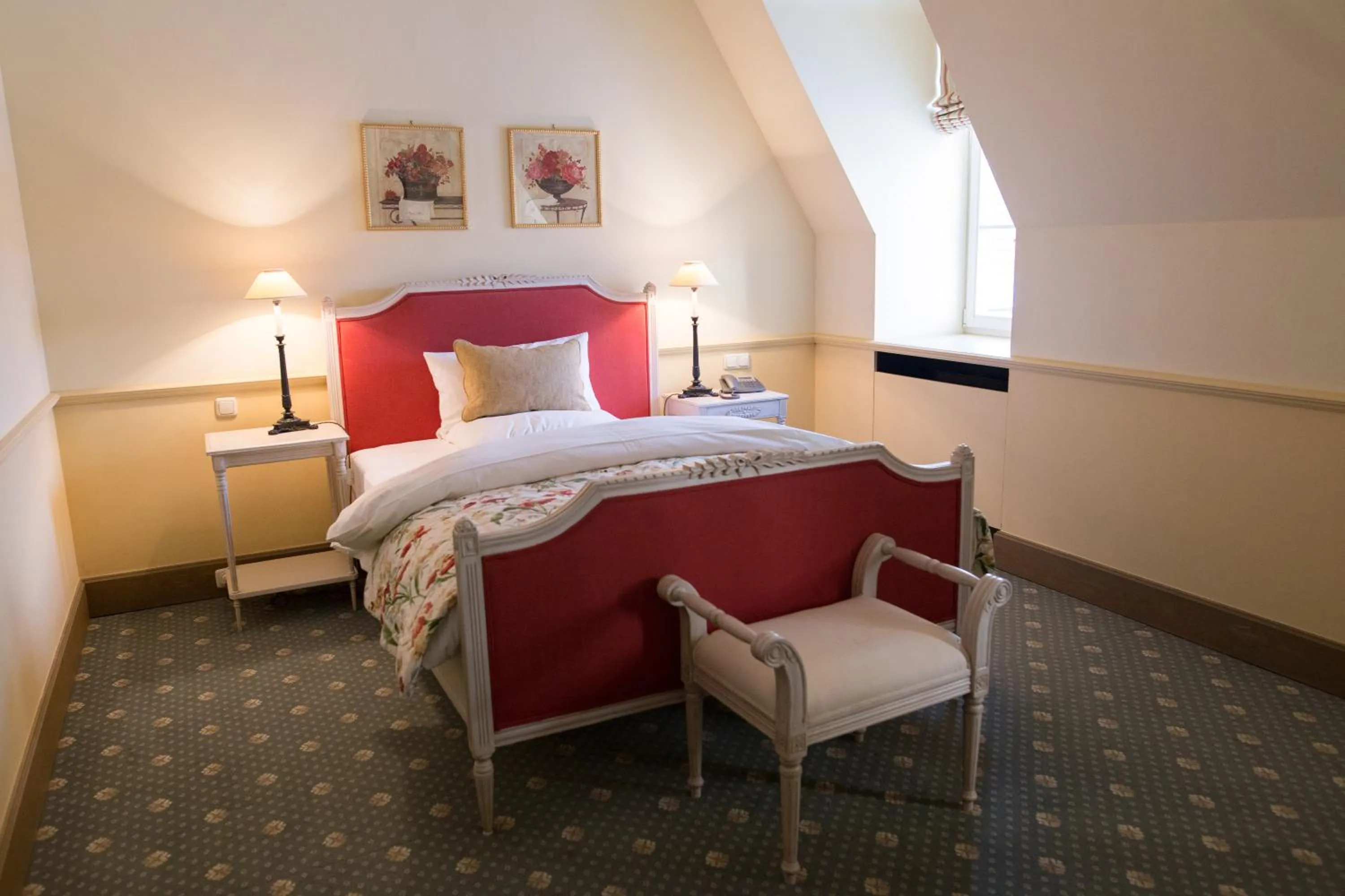 Photo of the whole room, Bed in Hotel Château Bela