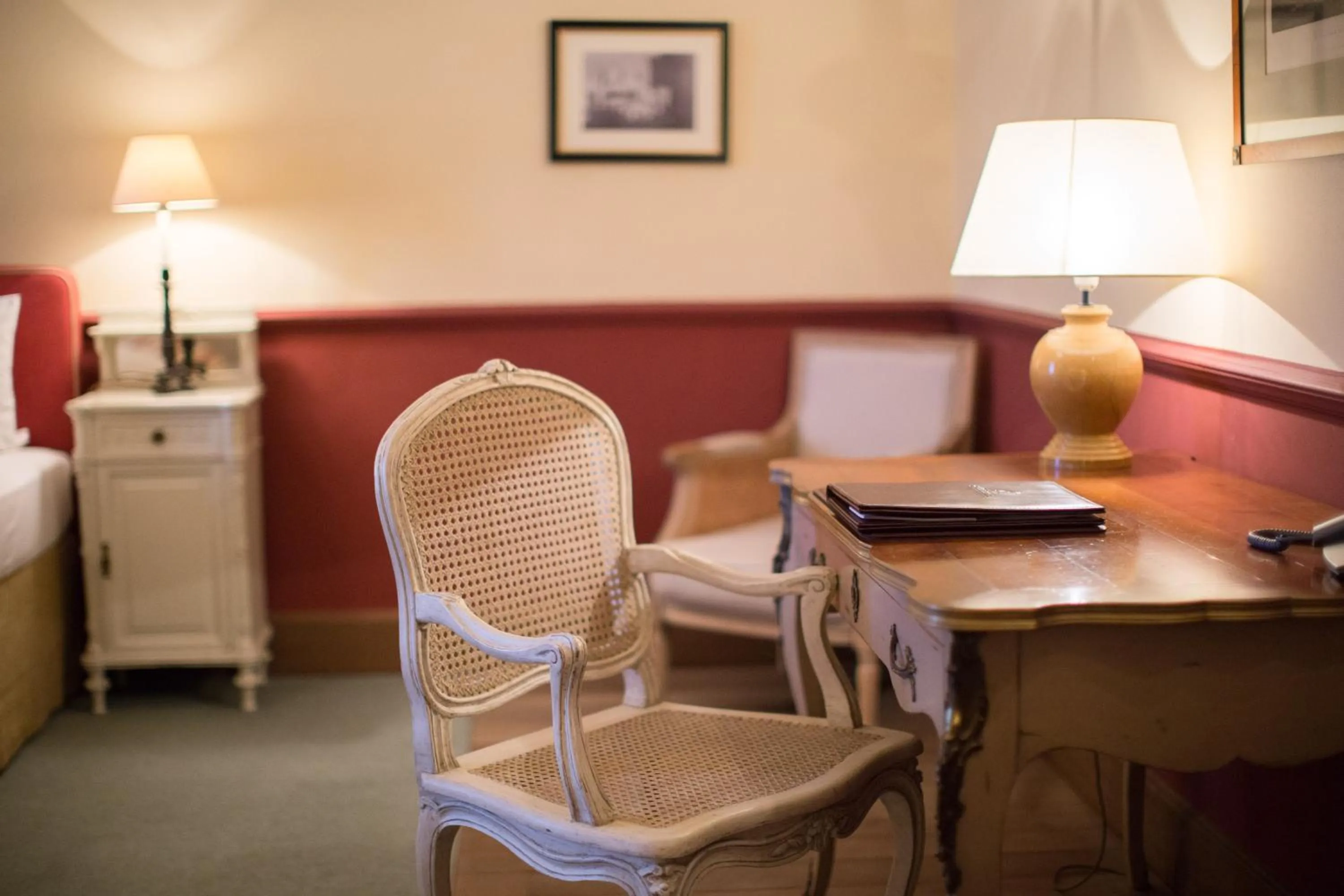 hair dresser in Hotel Château Bela