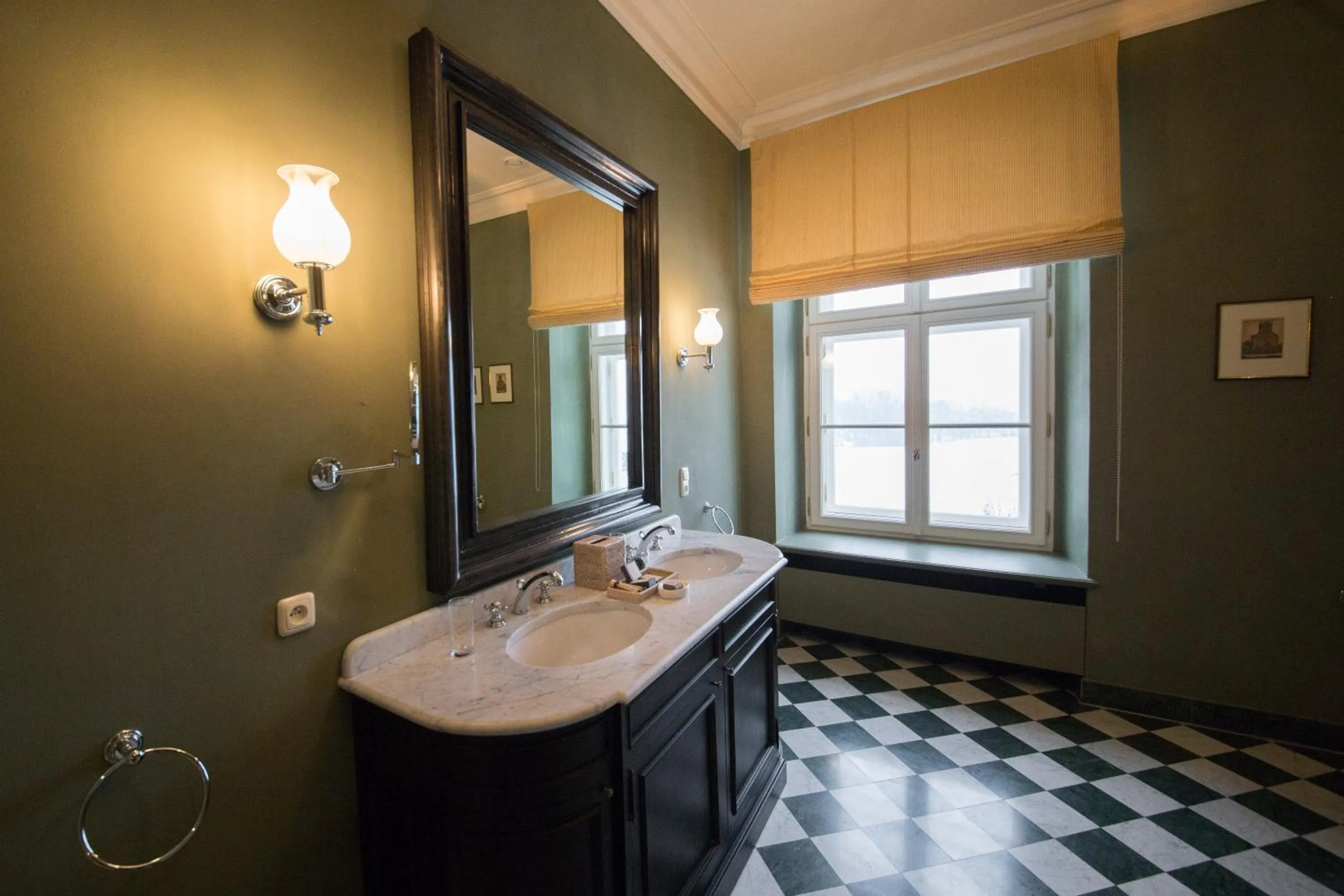 Bathroom in Hotel Château Bela