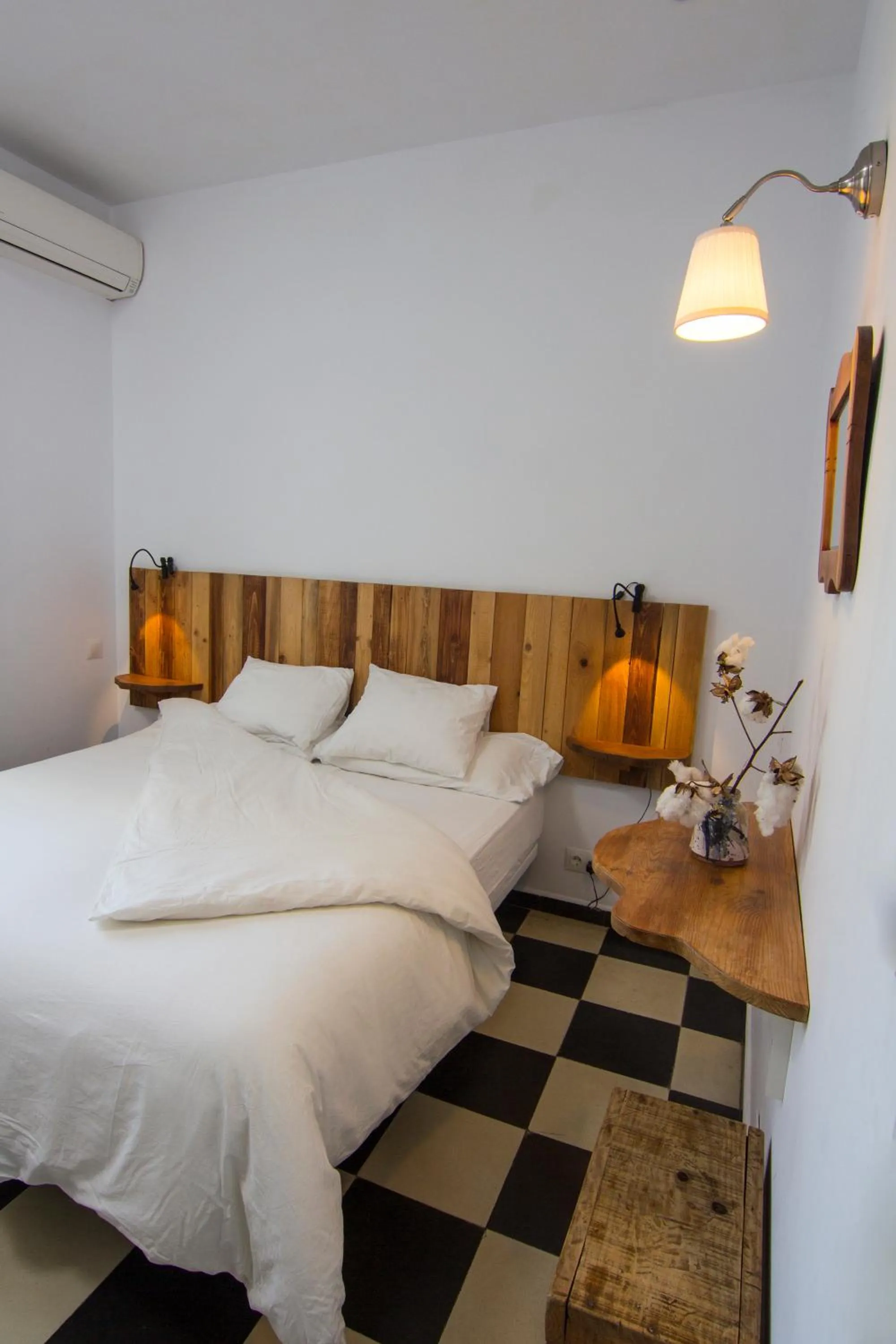 Photo of the whole room, Bed in Hotel Finlandia