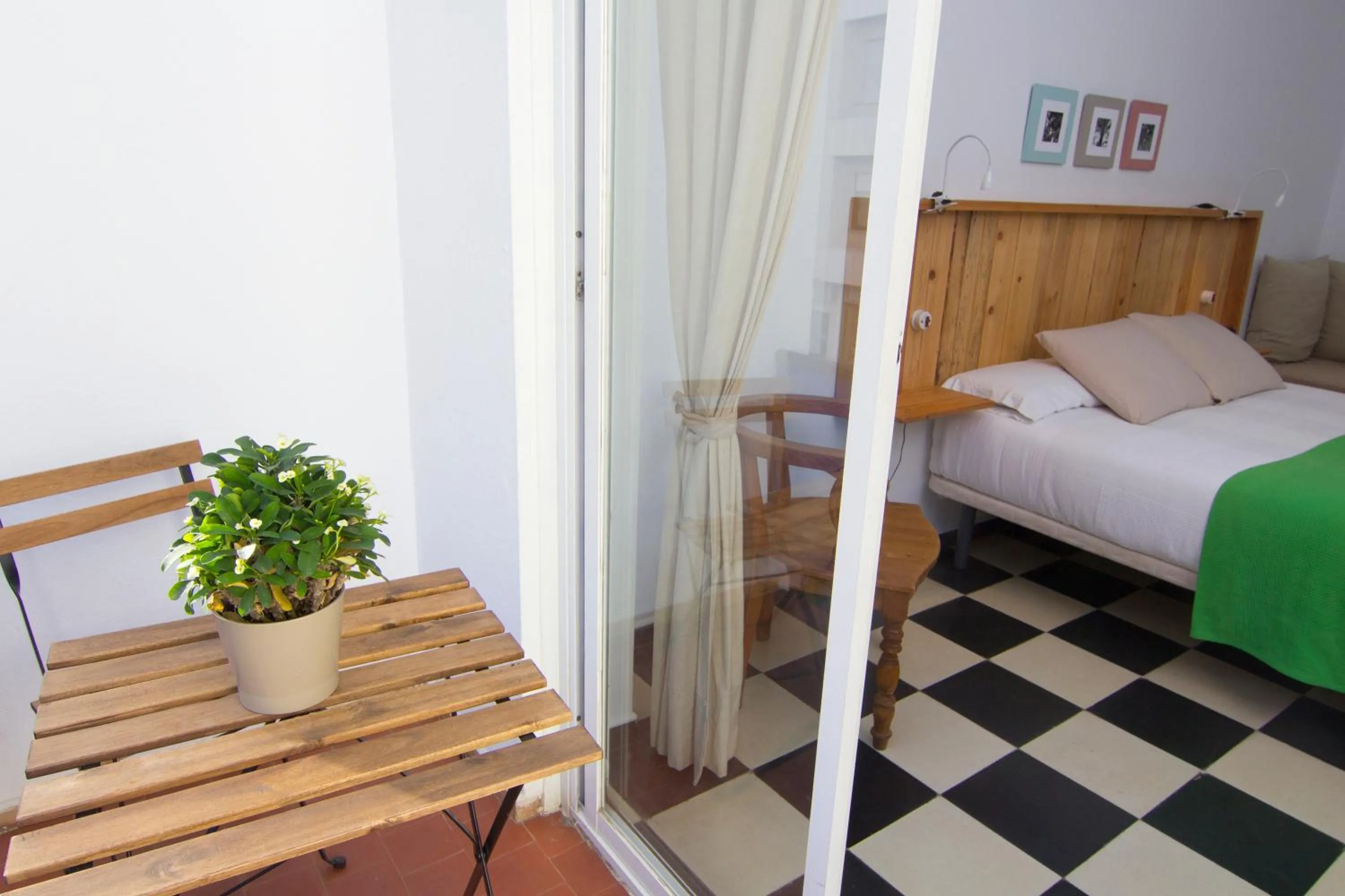 Photo of the whole room, Bed in Hotel Finlandia