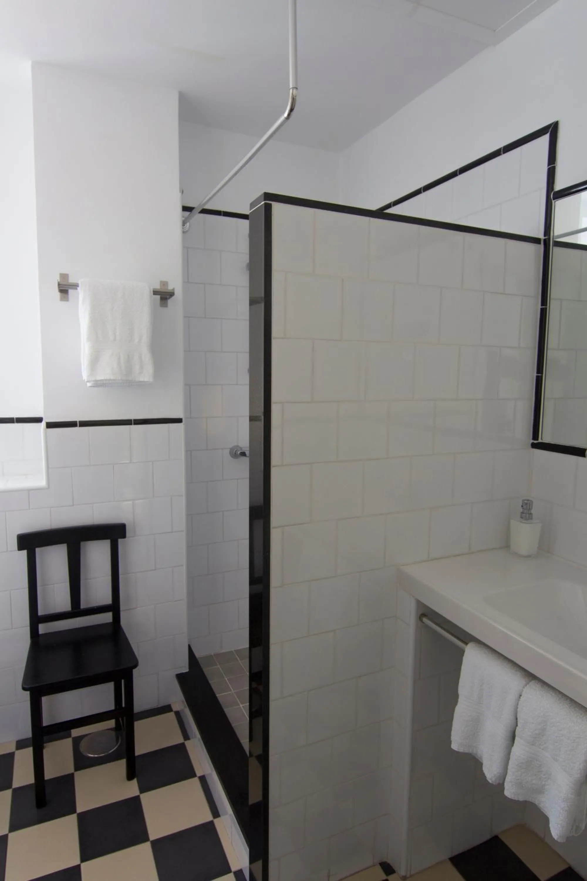 Shower in Hotel Finlandia